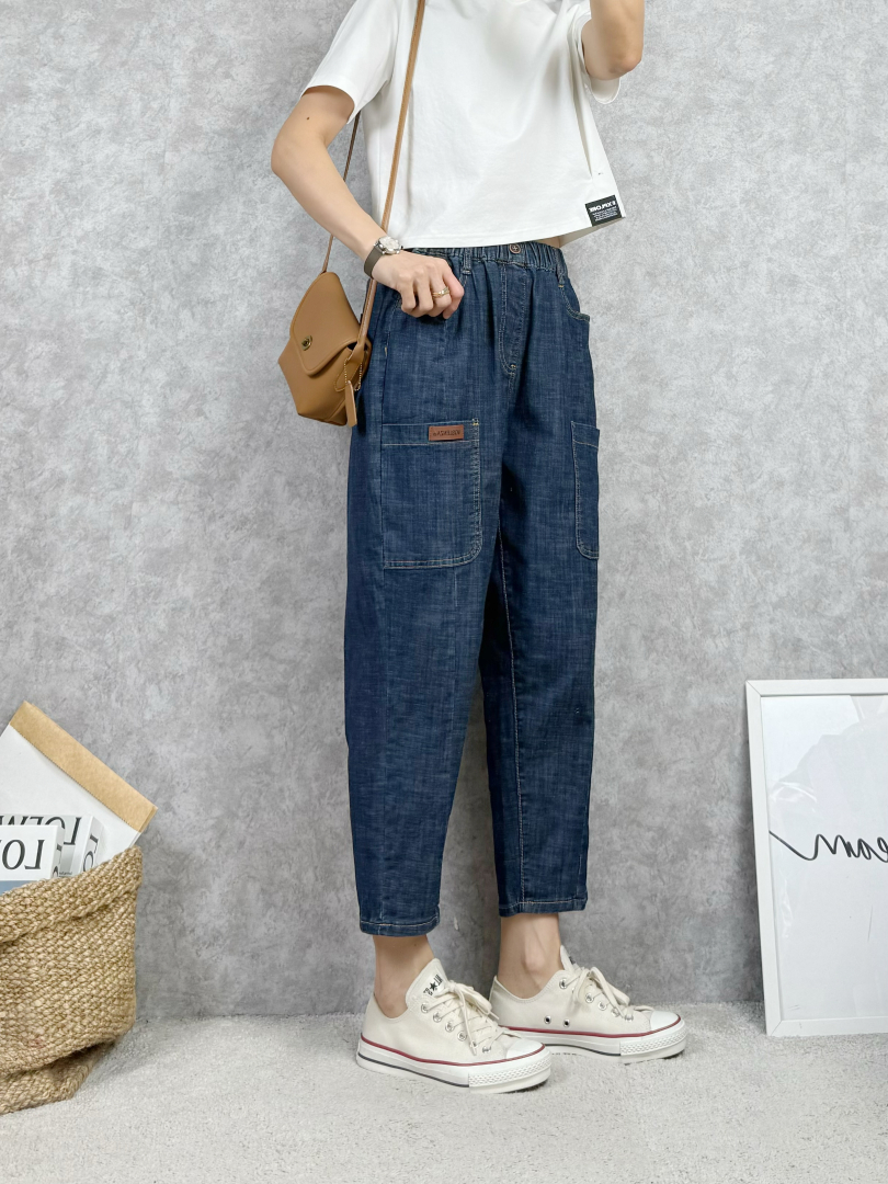 剛剛好露出腳踝，整體比例看起來更輕盈的休閒褲