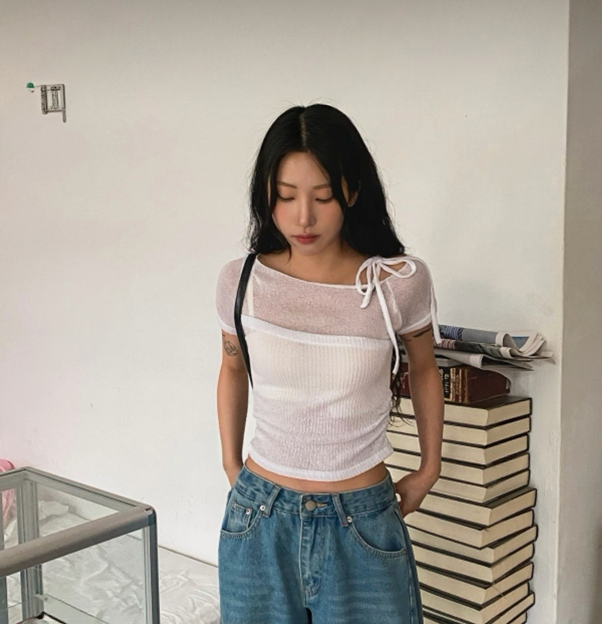 單邊露肩針織短袖