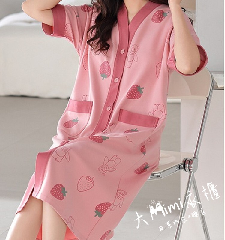 草莓熊罩杯居家服睡衣