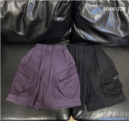 小男孩的冒險短褲