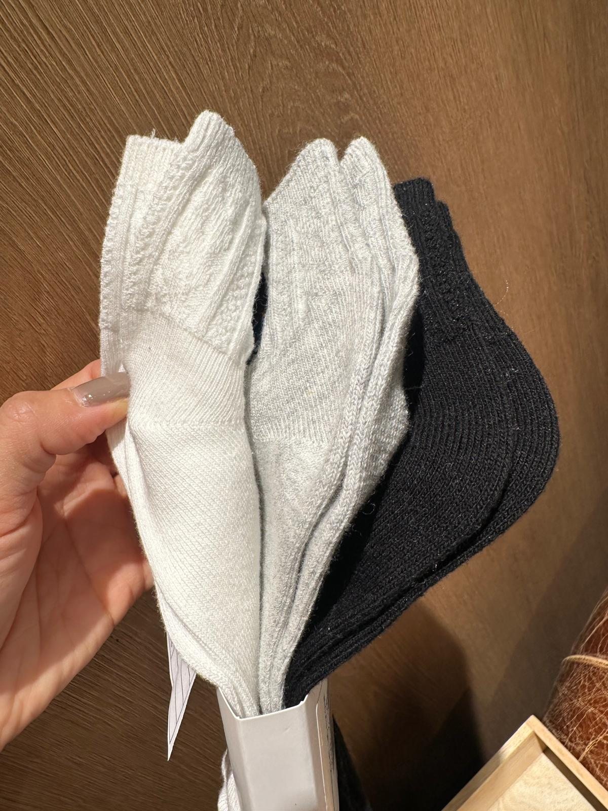 XI117 WHO A U 淨色熊仔長襪3對裝 FREESIZE