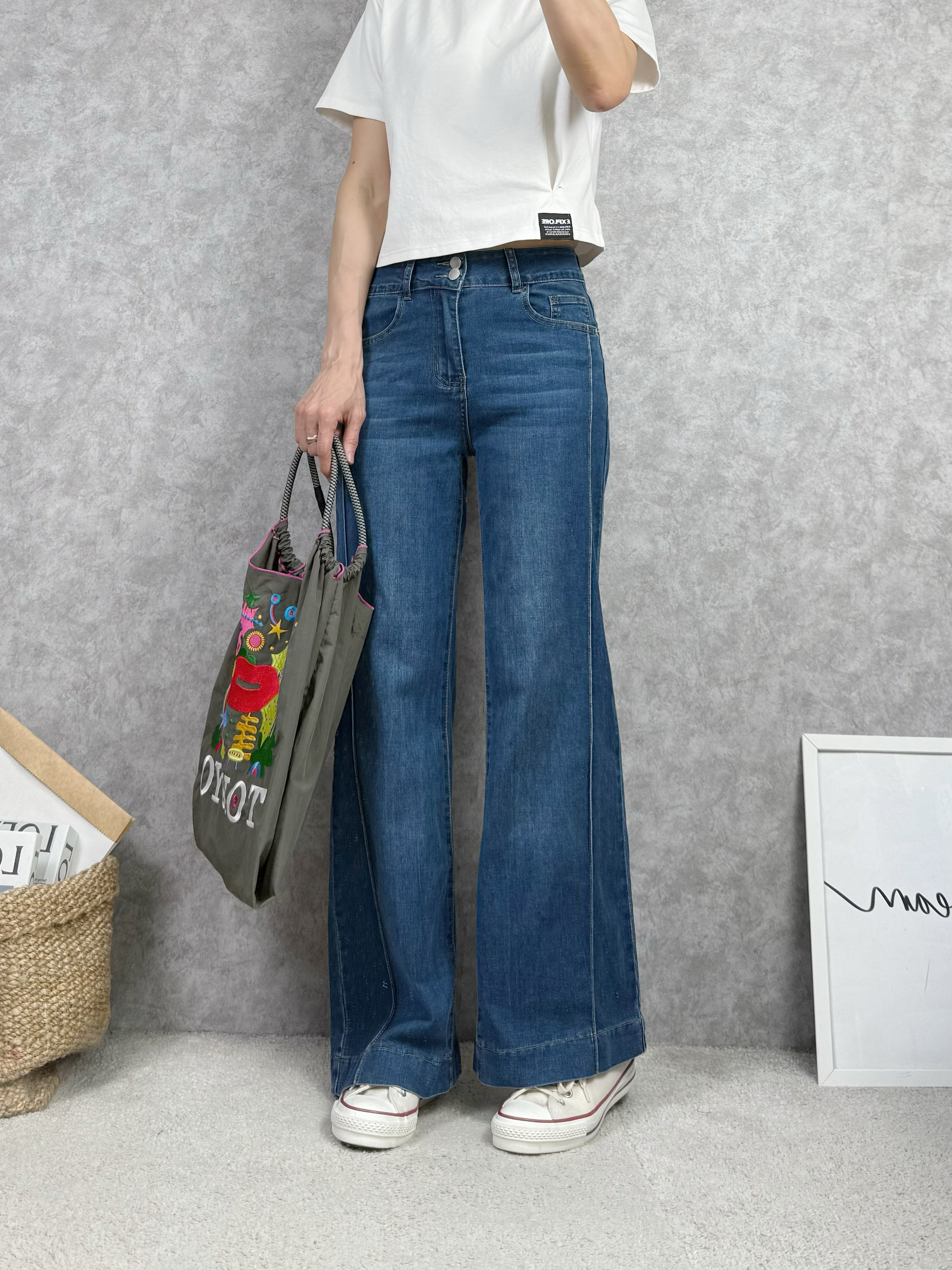 高腰修身拉長比例★不貼腿顯瘦喇叭牛仔褲