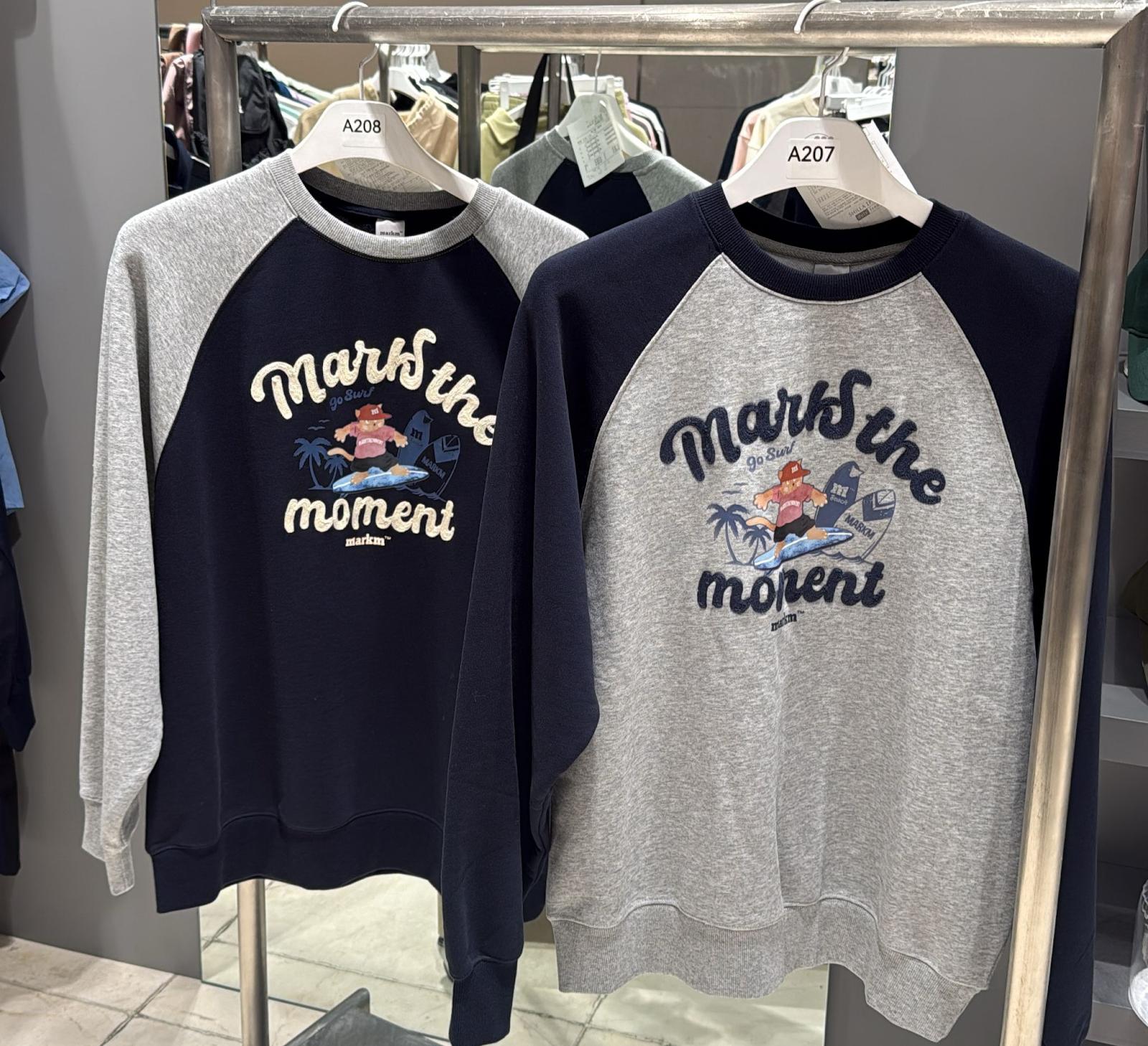 XI207 MarkM 淨色沖浪熊仔長袖衛衣