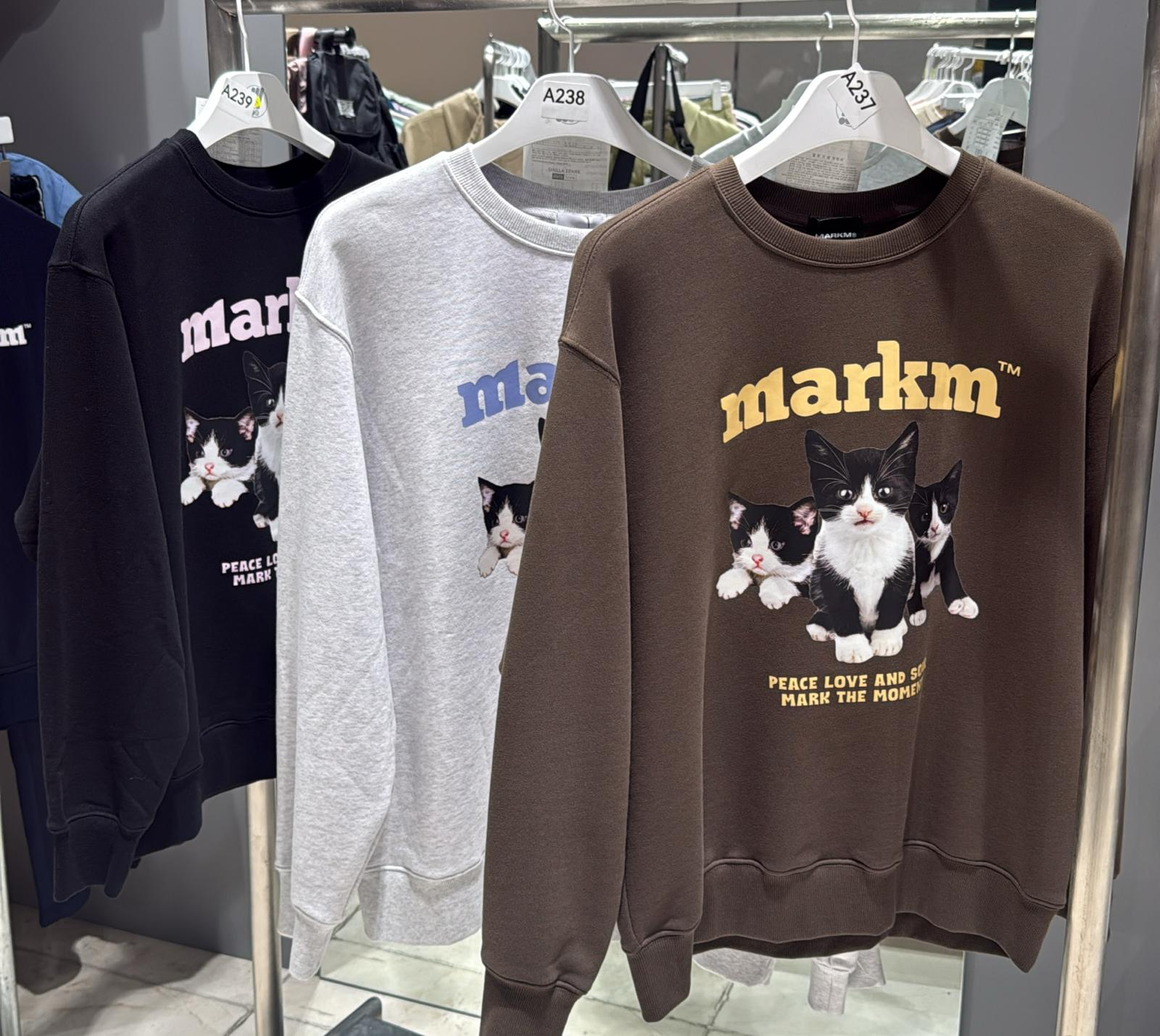 XI237 MARKM 淨色貓仔長袖衛衣