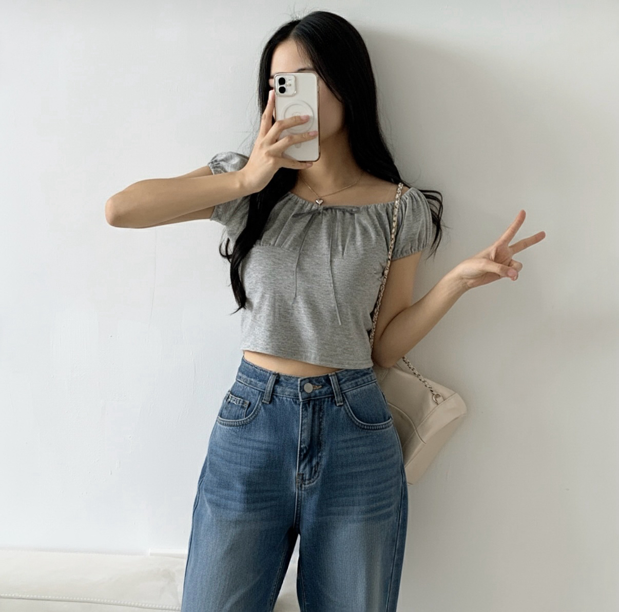 甜美泡泡袖上衣