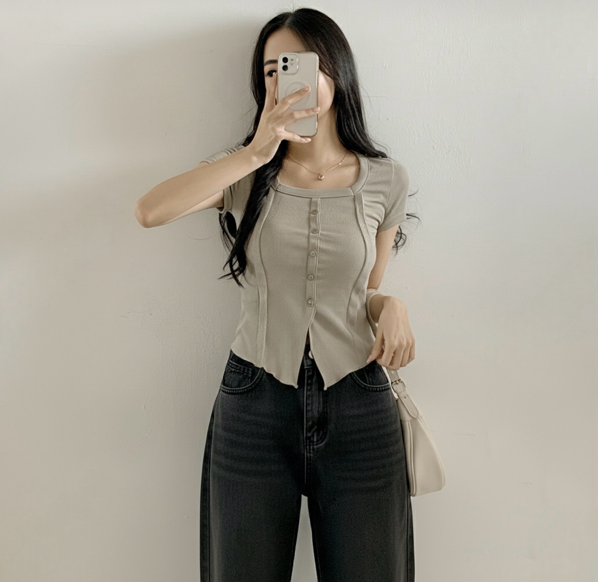 直邊羅紋針織鈕扣短袖