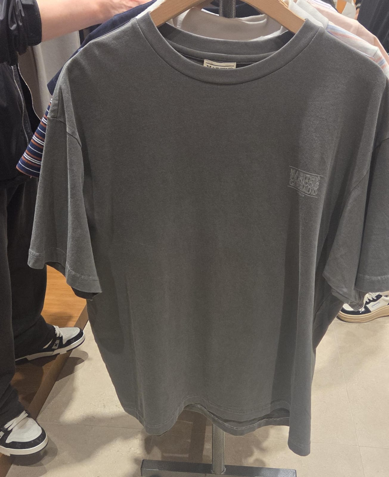 XI299 Marithe 鬆身短袖TEE