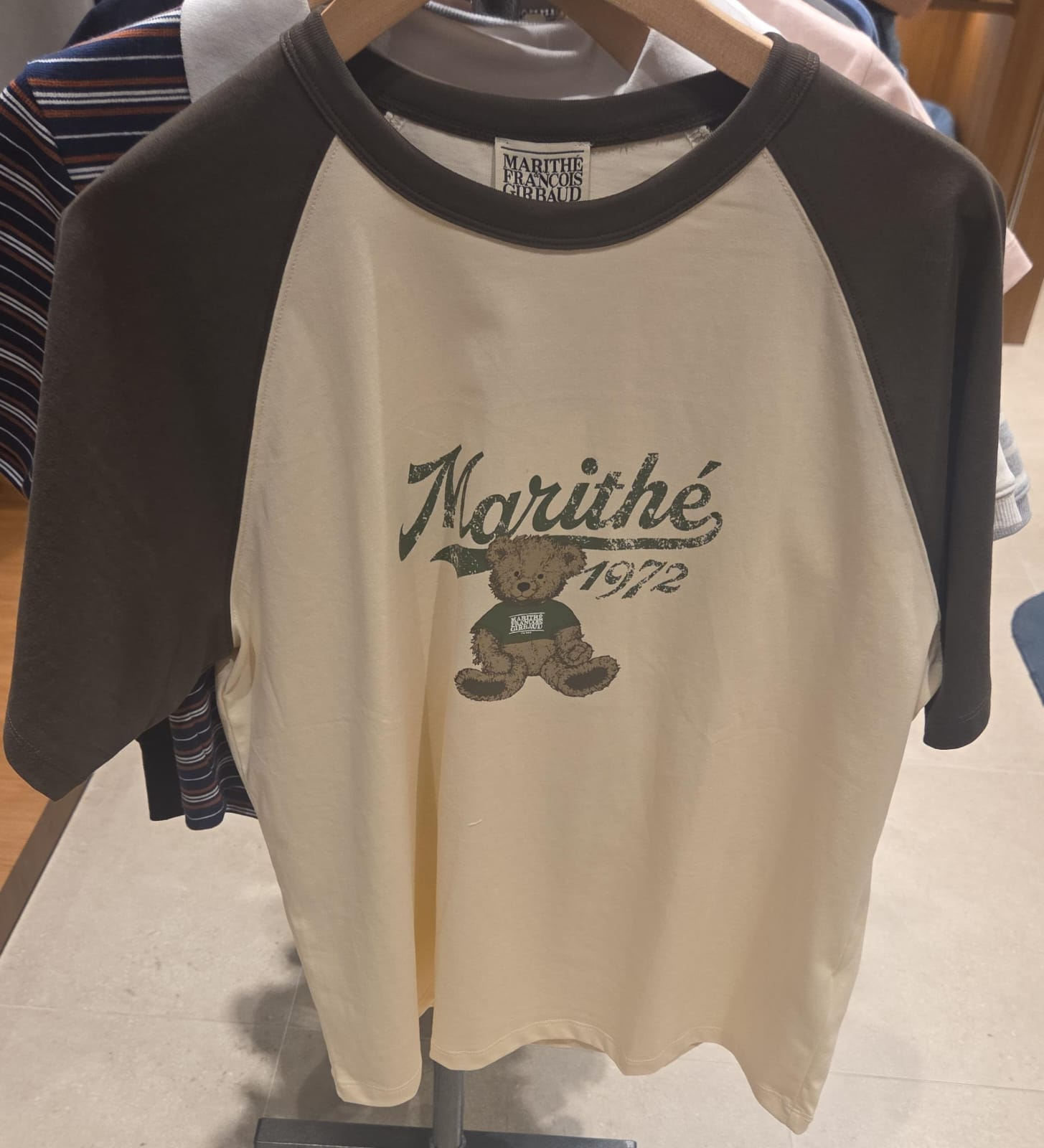 XI301 Marithe 撞色手袖啤啤TEE