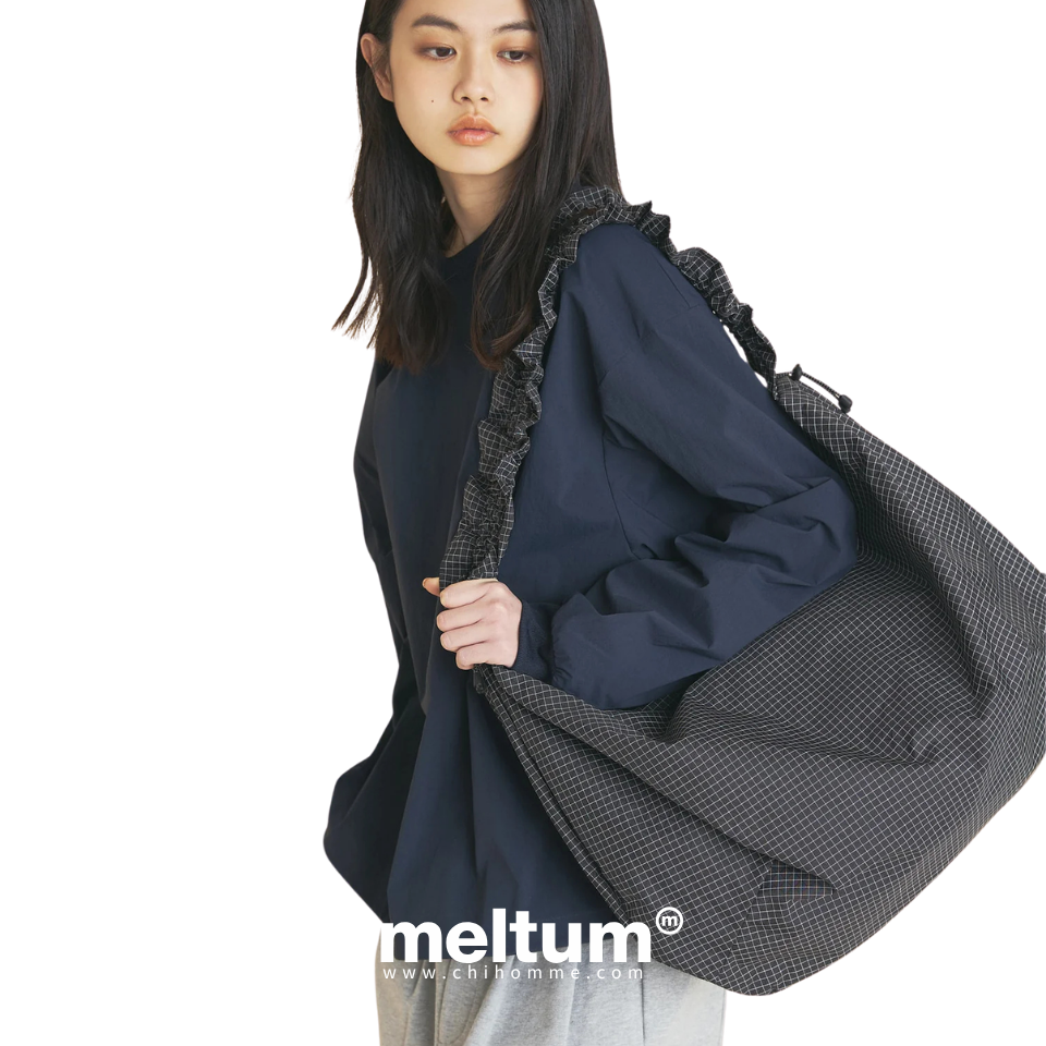 Gather Messenger Bag 皺摺肩帶郵差包