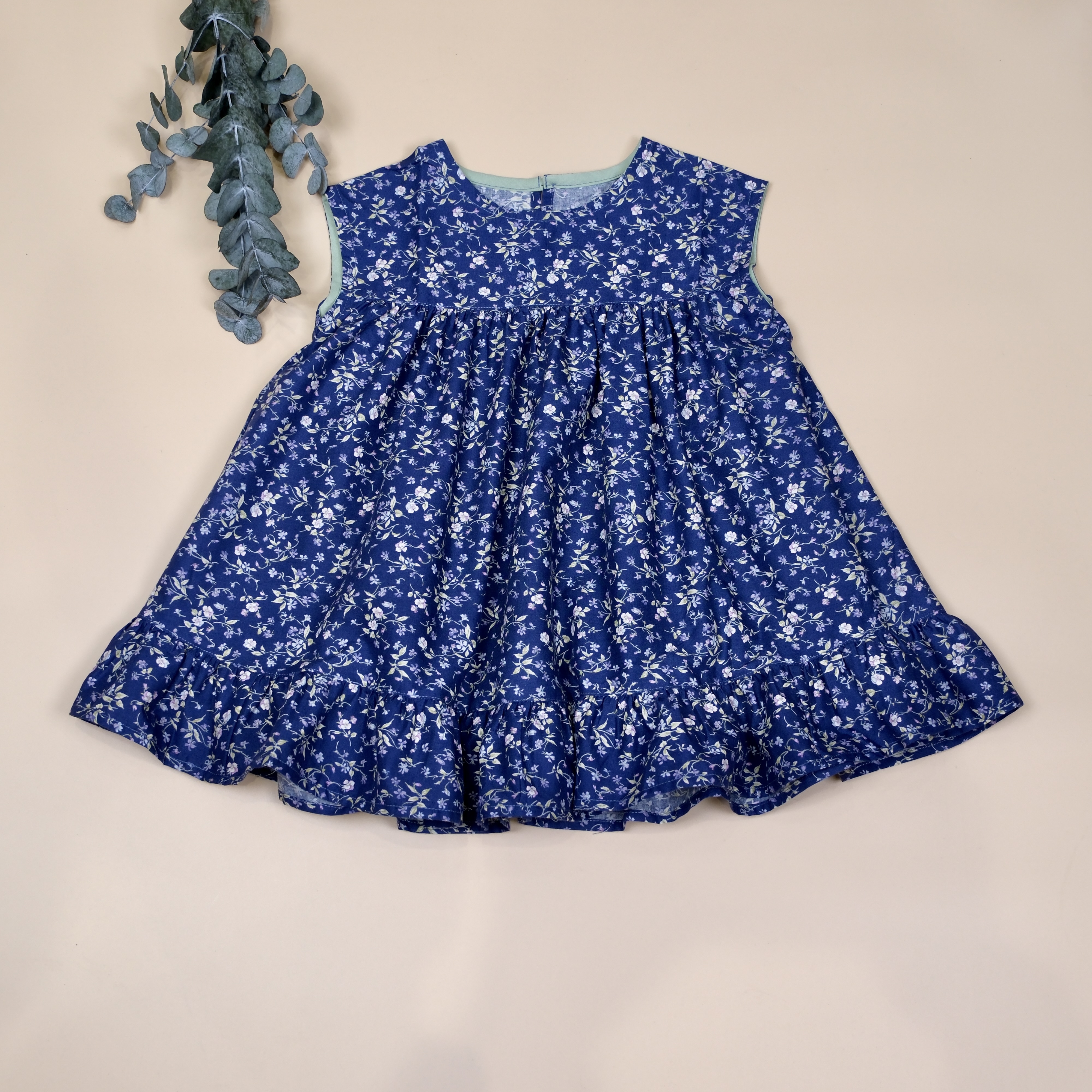 空氣日著系列 ✾ 深藍色小碎花 ✾ 落肩洋裝