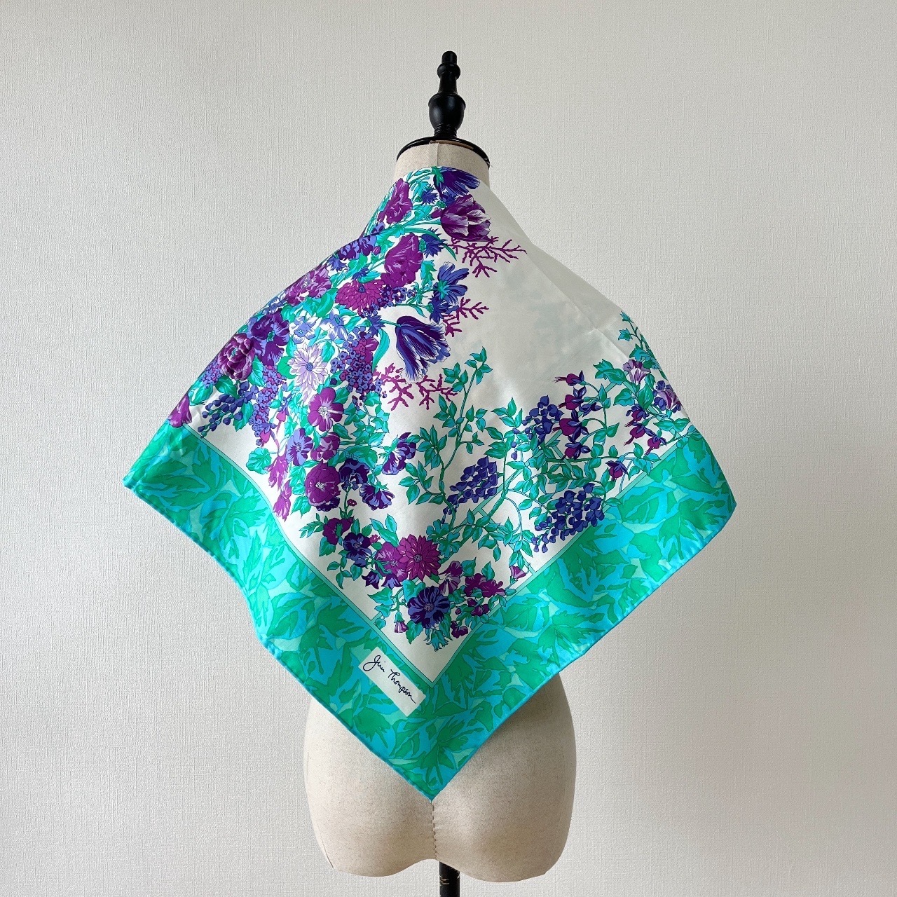 Jim Thompson泰國製薄荷綠色花卉絲巾