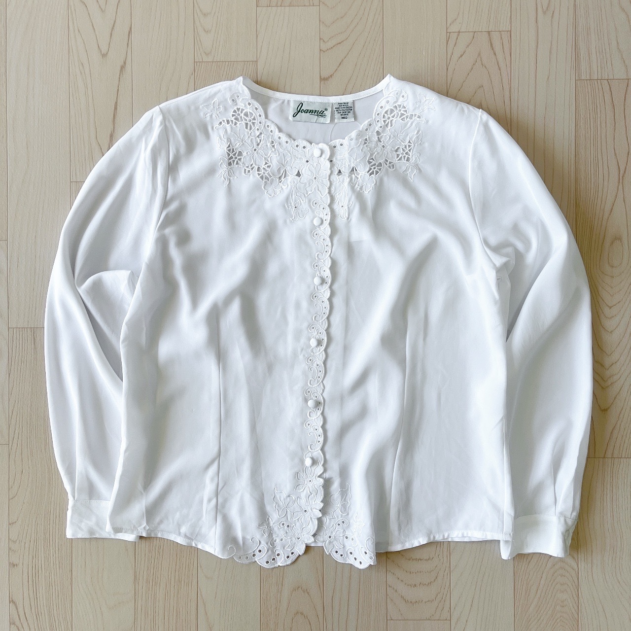 白色花花刺繡古著上衣