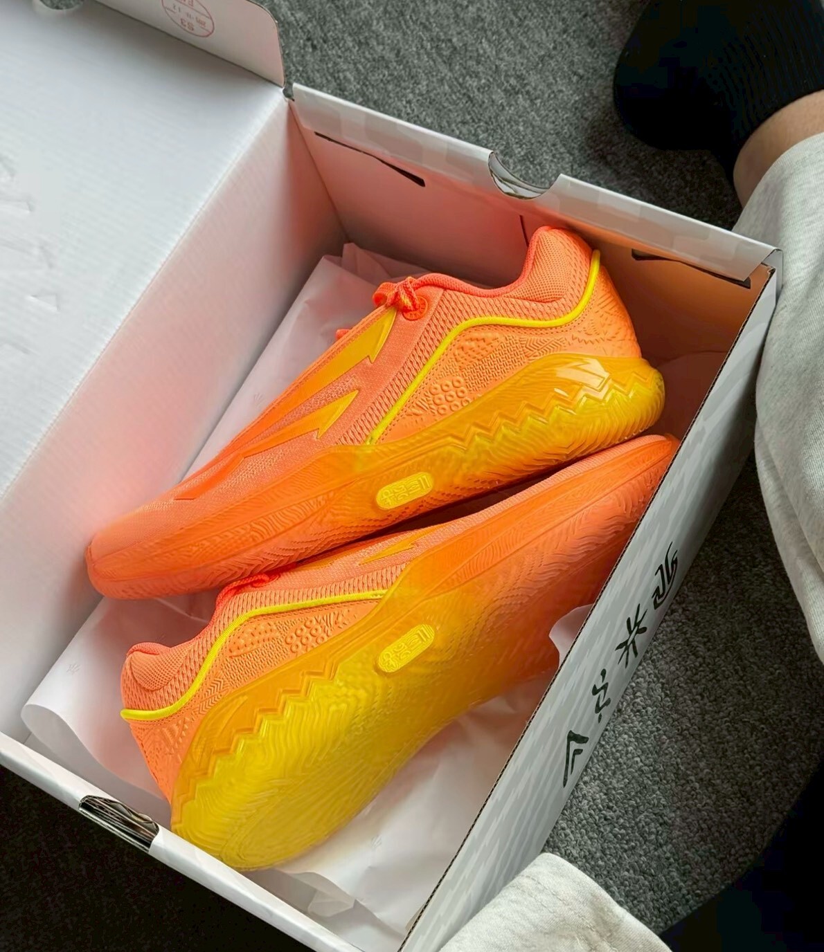 （連線代購商品）男鞋 ANTA KAI SPEED 2 暴力橘 耐磨 實戰鞋 籃球鞋【912611114S-1】歐文2