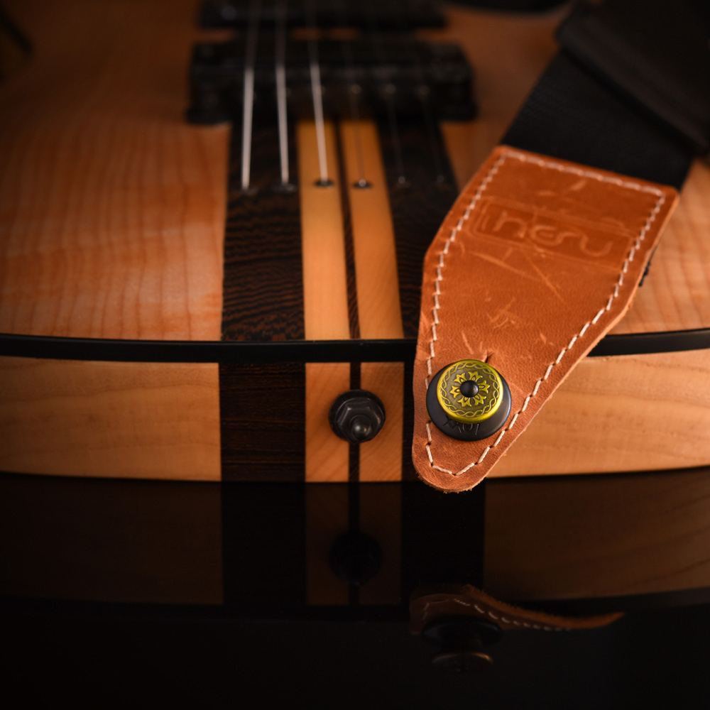 LOXX Loxx 德國製 安全背帶扣 電吉他/貝斯吉他專用款 復古黃銅雕花/黑底 — 三峽吉他 / Bass｜YA! 玩音樂