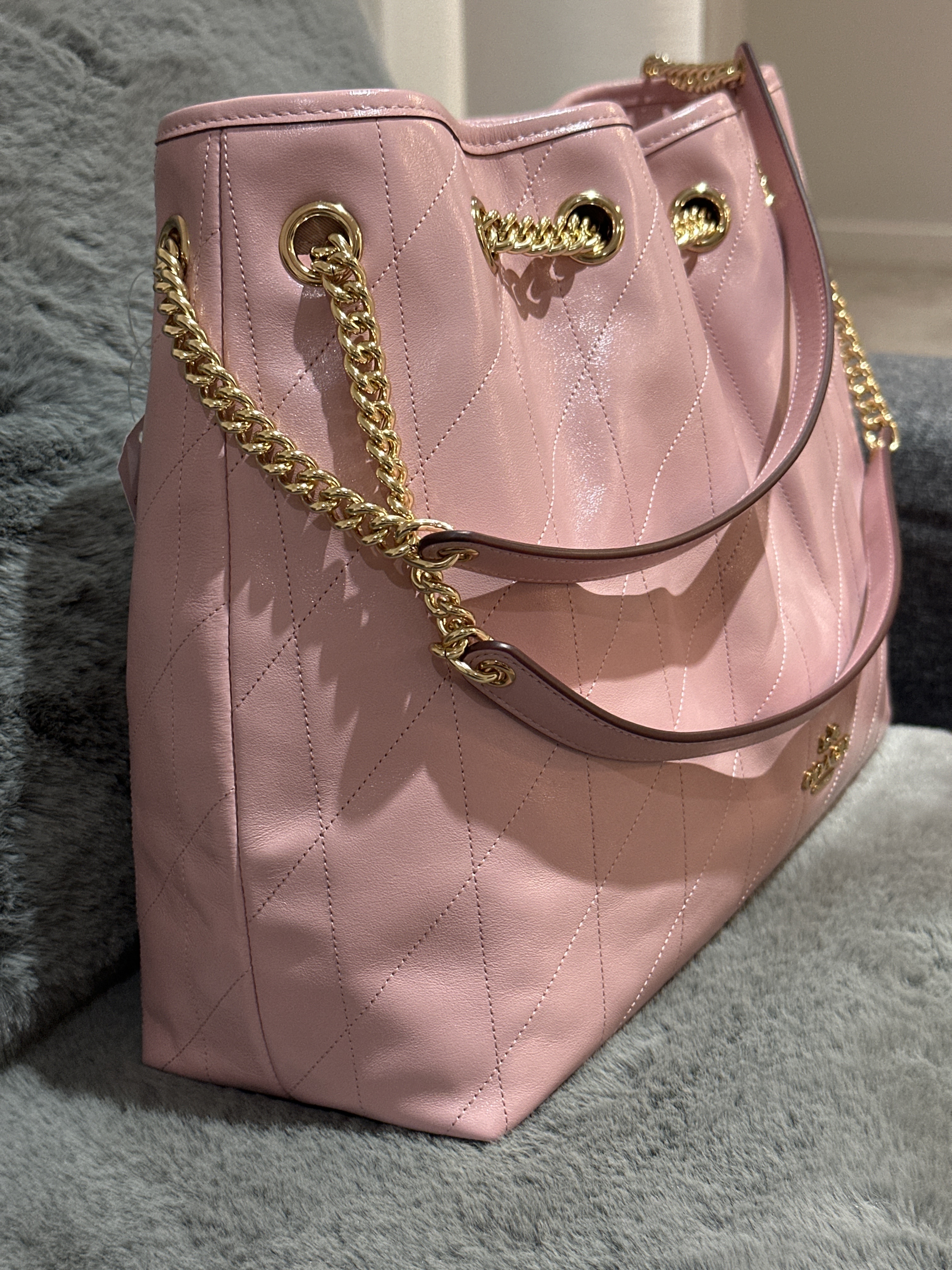 RU10 CO 粉紅色單肩索口袋Evelyn Shoulder Bag With Quilting