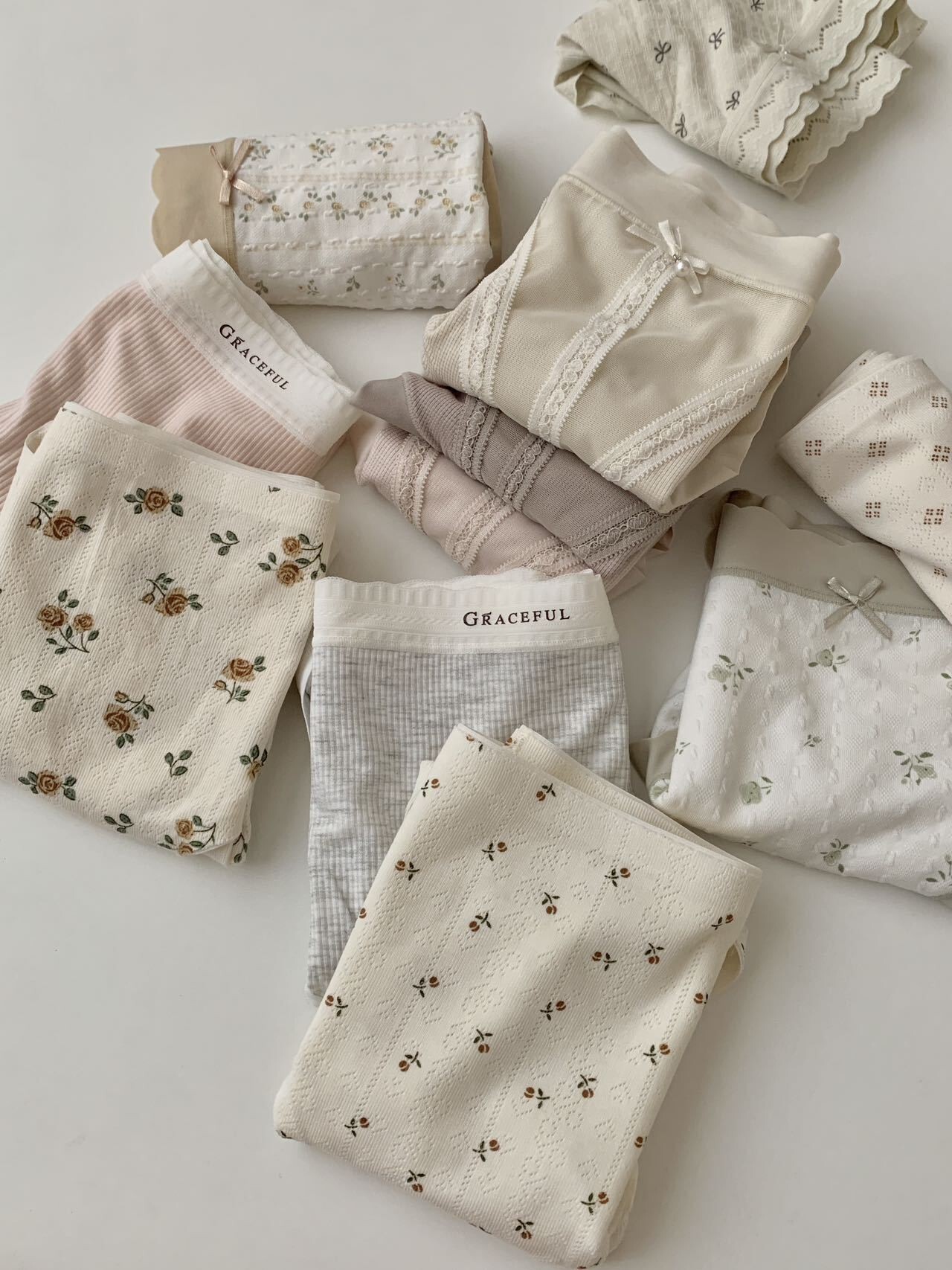 <日常的溫柔陪伴☁️> 女孩的親膚小褲褲 內褲組合