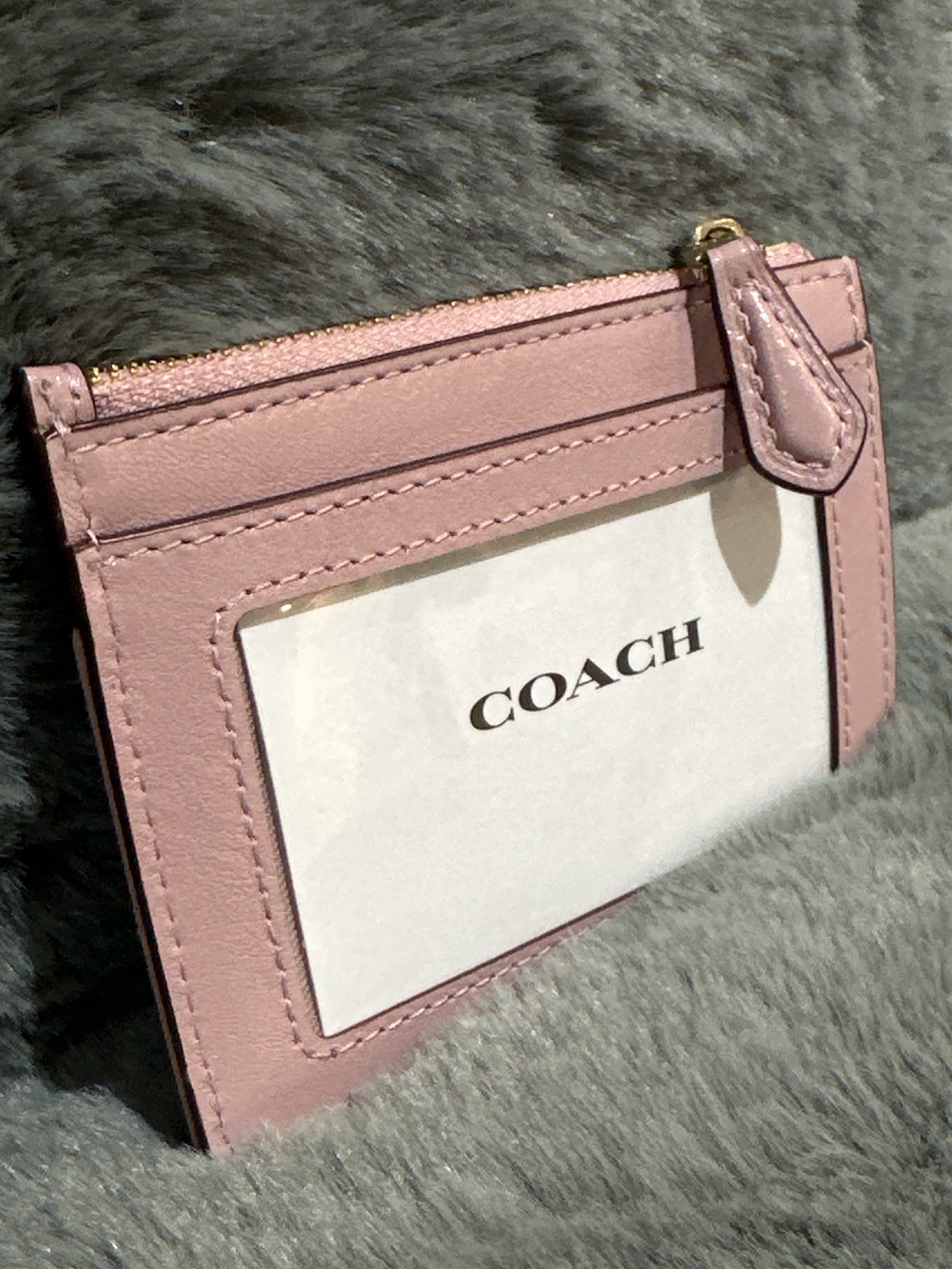 RU28 CO 粉紅色間線拉鏈卡包Mini Skinny Id Case With Quilting