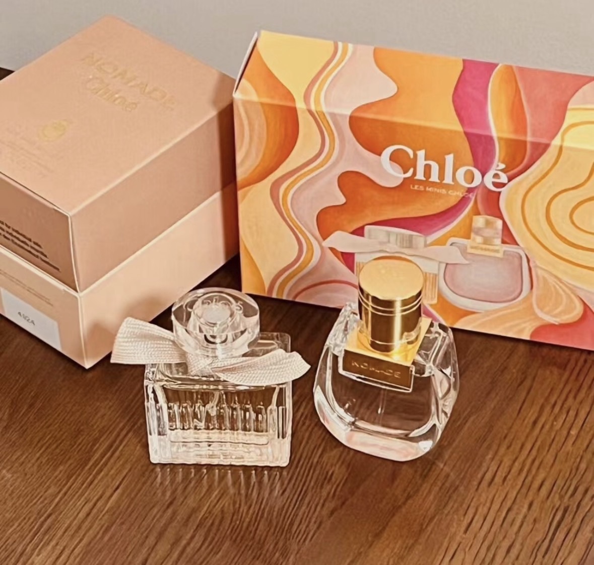 Chloe'女性兩件組戀旅+簽名香香水春季禮盒