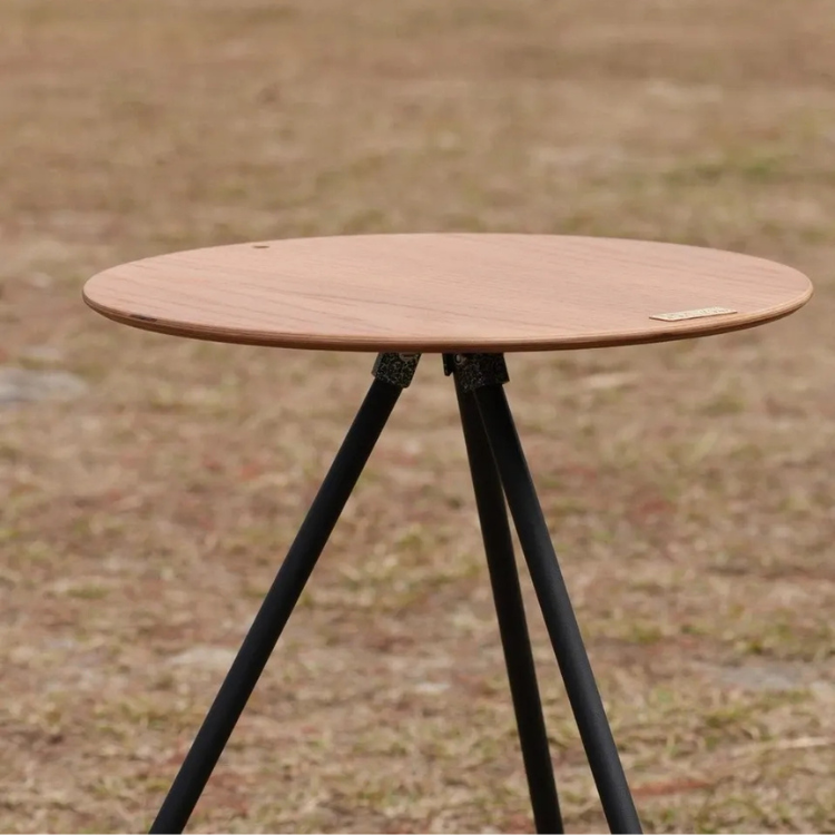 日月鉄工所｜磁吸藍月圓桌