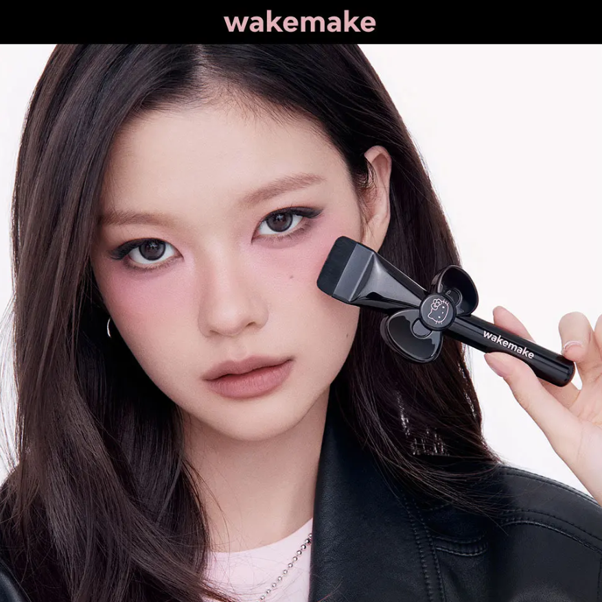 wakemake x Hello Kitty 寬版粉底刷