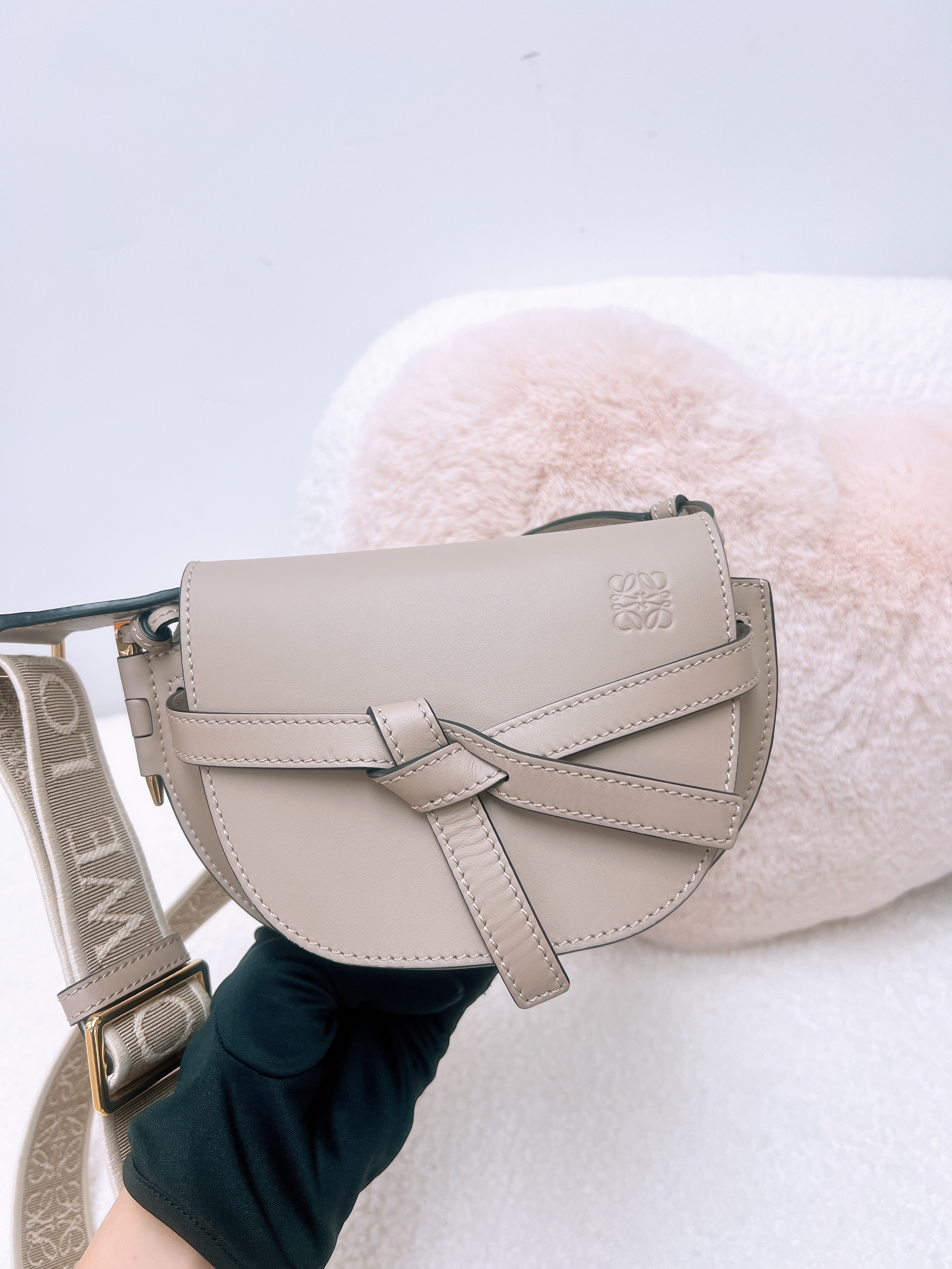 Loewe gate dual mini sand