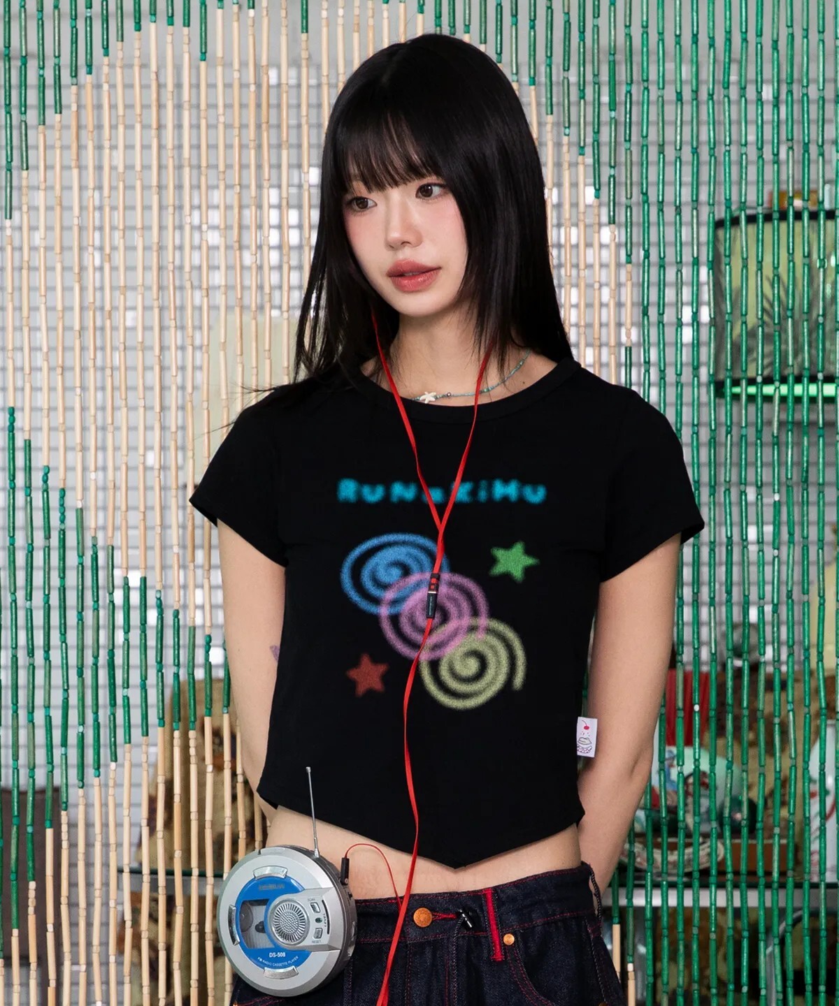 【預購】韓國 RuNaKi'Hu' 棒棒糖 不對稱 短版 T恤 WXT033