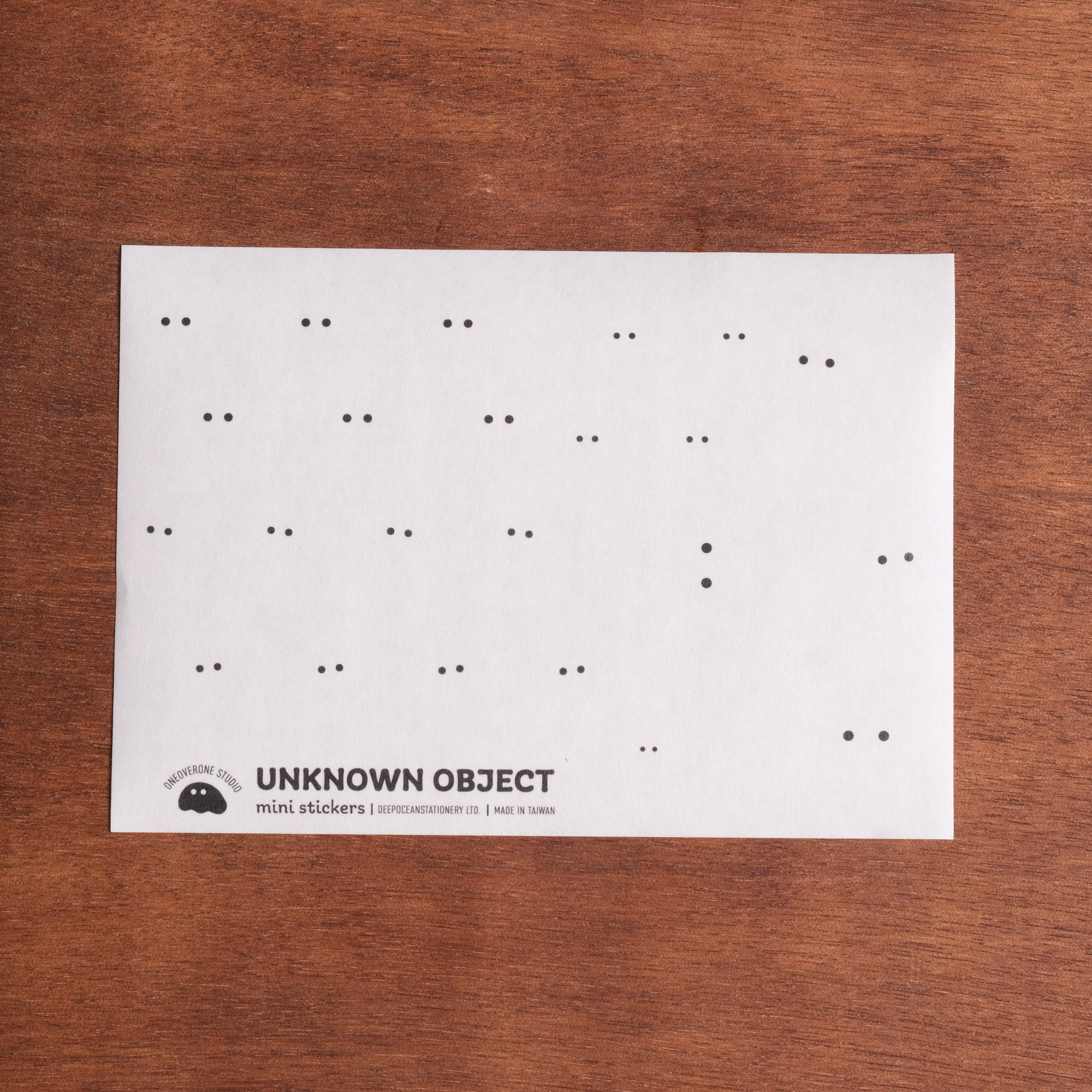 不明物體｜霧面和紙 貼紙  / 一分之一工作室/TAIWAN