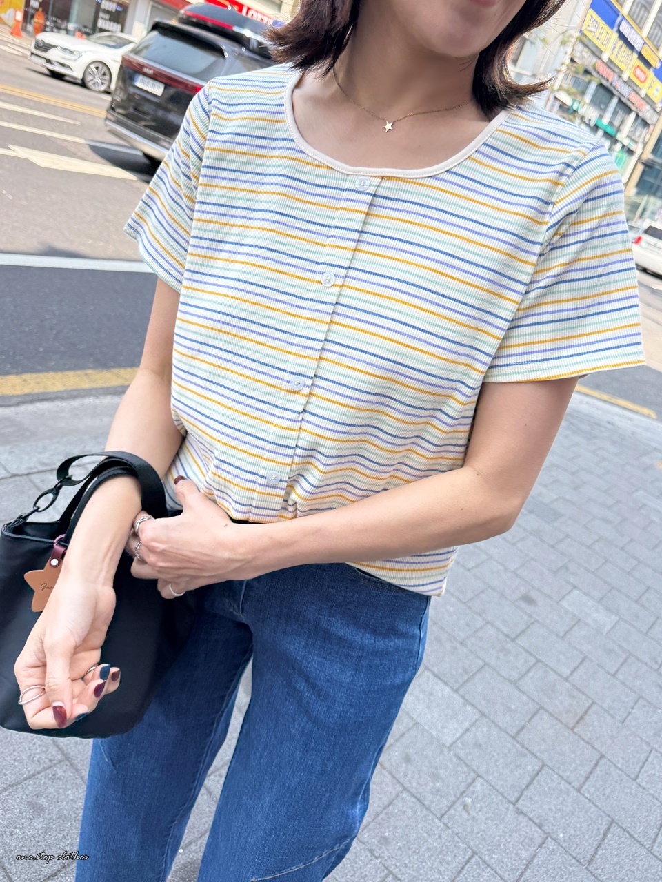 正韓圓領彈性彩色橫條T (白)