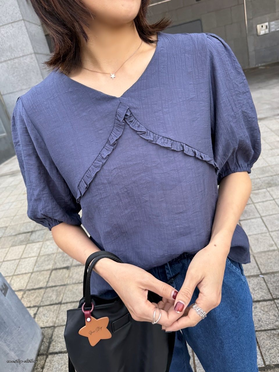 正韓圓弧花邊雪紡上衣 (藍)