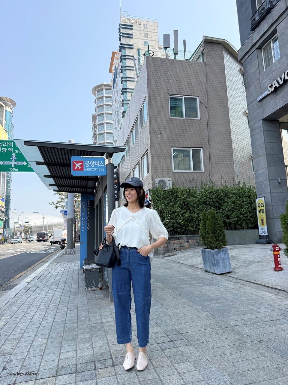 正韓圓弧花邊雪紡上衣 (白)