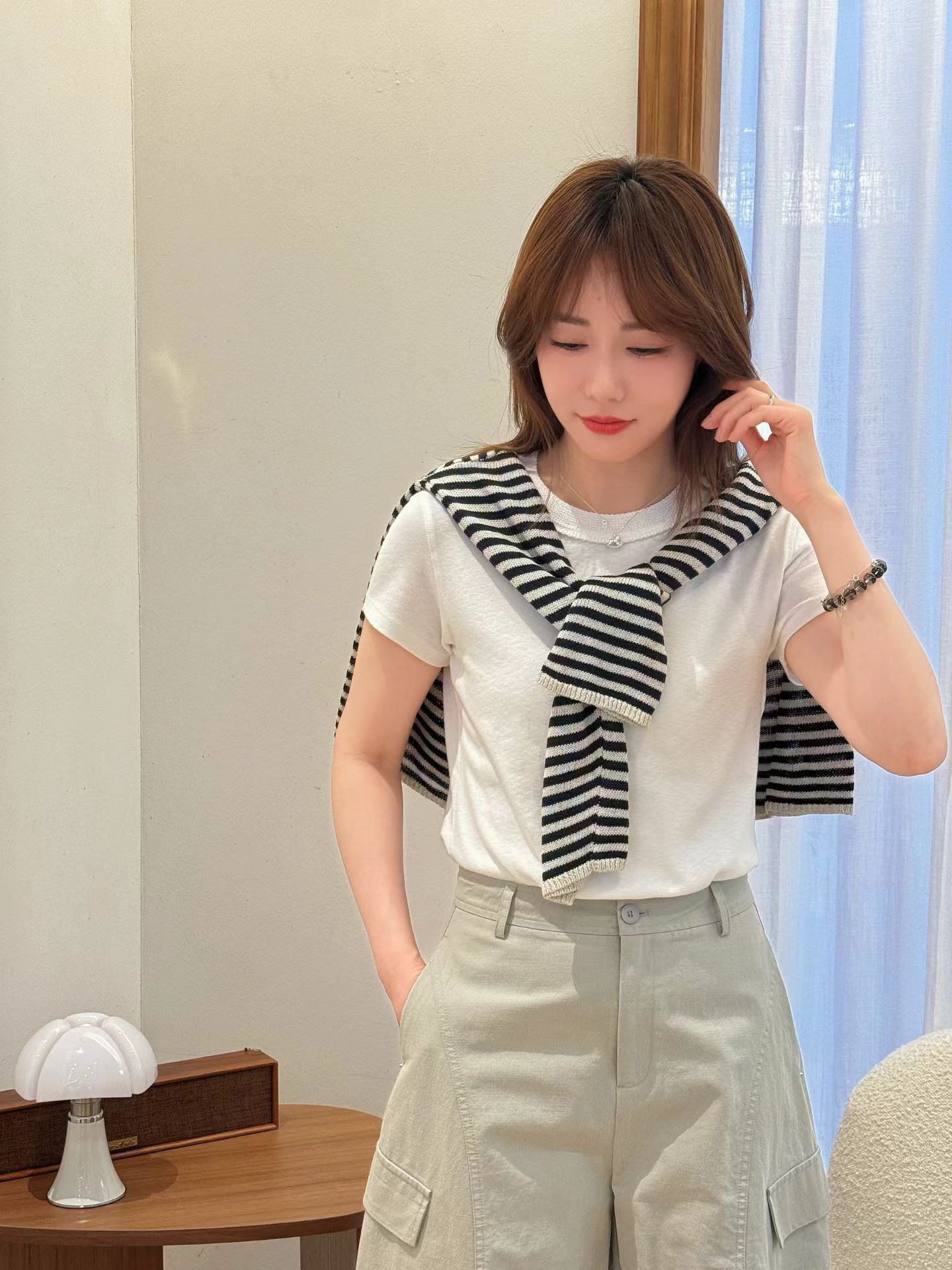 ABB6020 混絲薄線料上衣