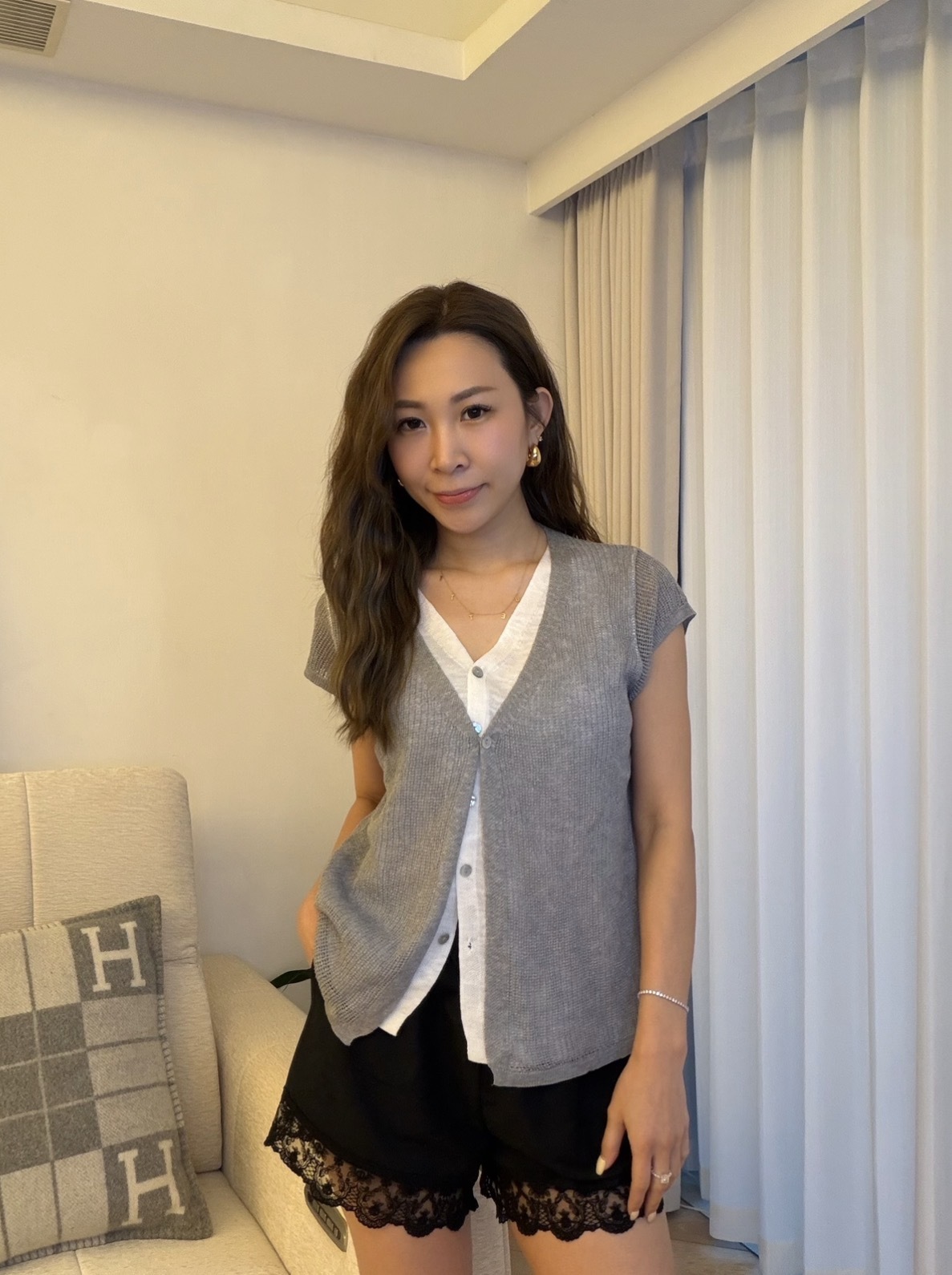 KR2602-3 - 灰色假兩件針織