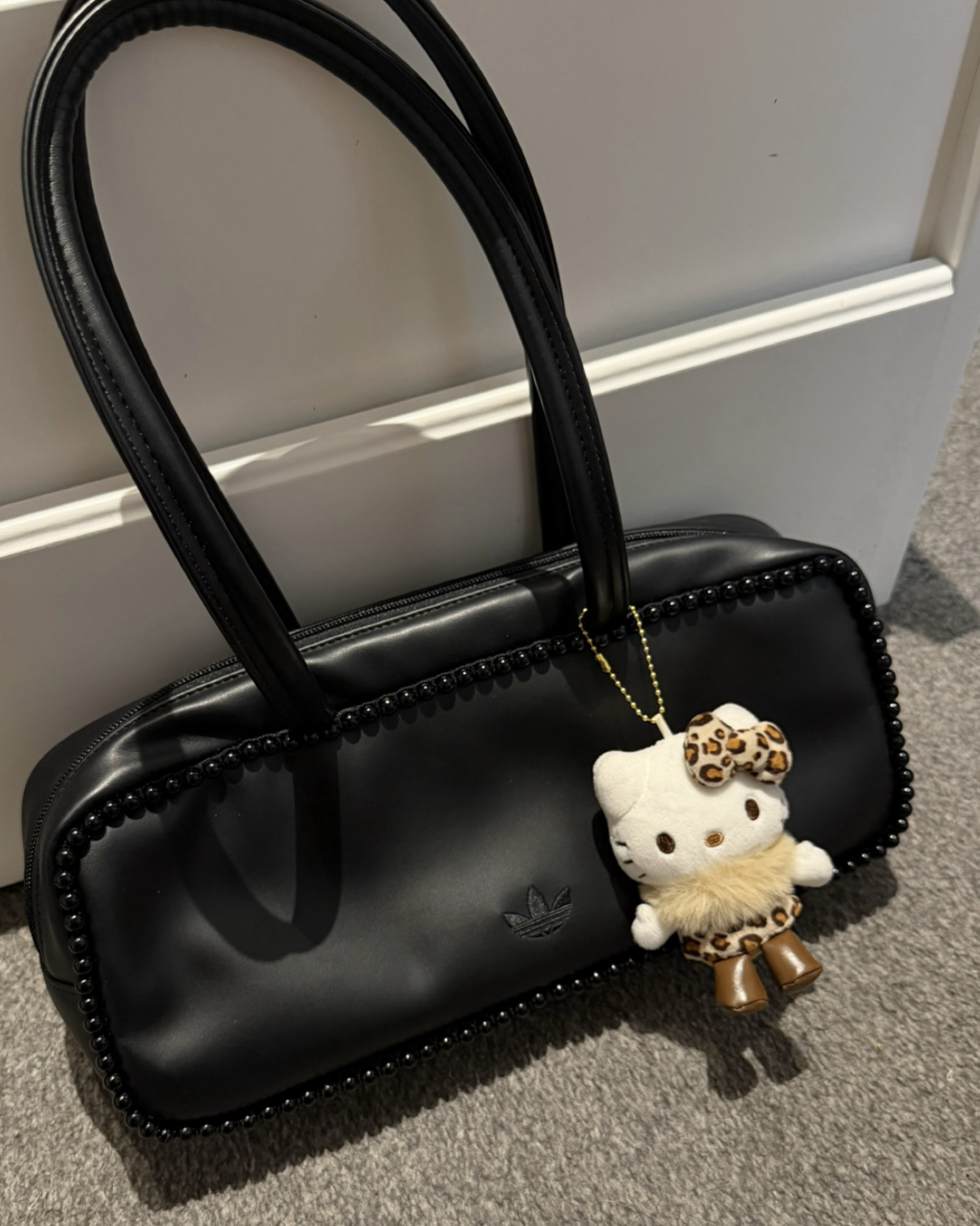 ADIDAS Originals Elongated 黑色 黑珍珠 皮革 法棍包 長型包 肩背包