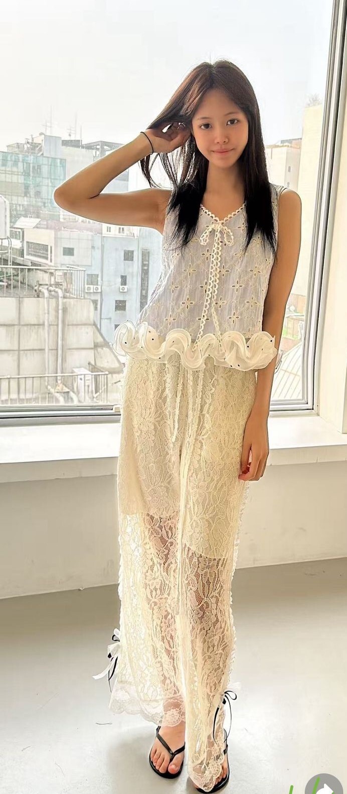 Y149   LACE褲 腰26-44 HIP51 長38.5 $459[一口價]