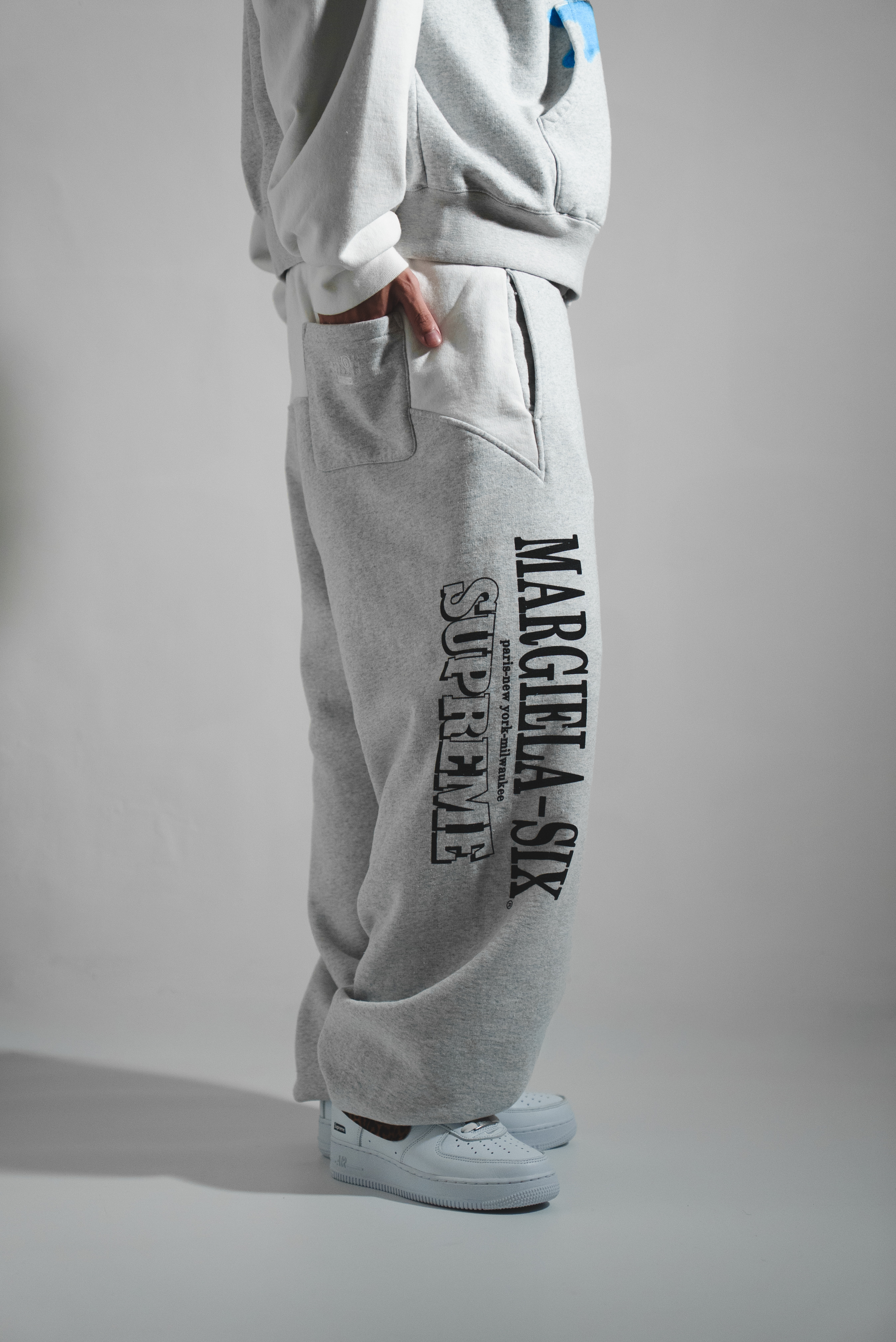 【Focus Store】現貨秒發 Supreme SS26 Week4 x MM6 Maison Margiela Eagle Sweatpant 老鷹刺繡棉褲