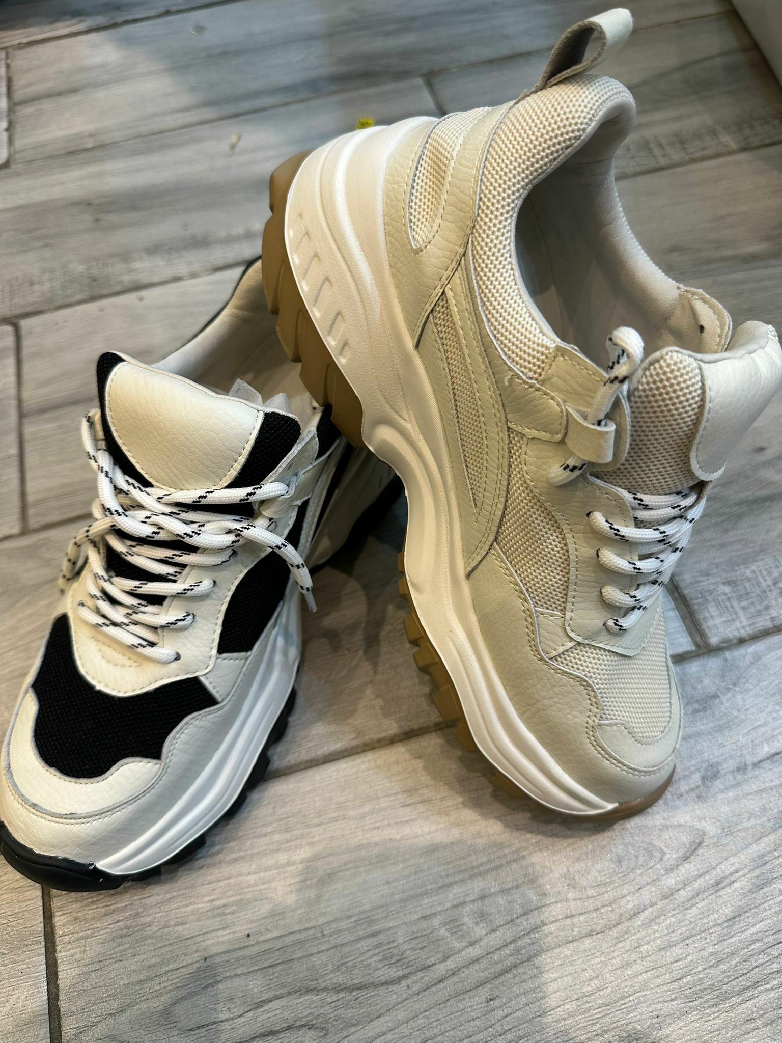 NAN016 (有輕微瑕疵)(U款)(碼數:250)