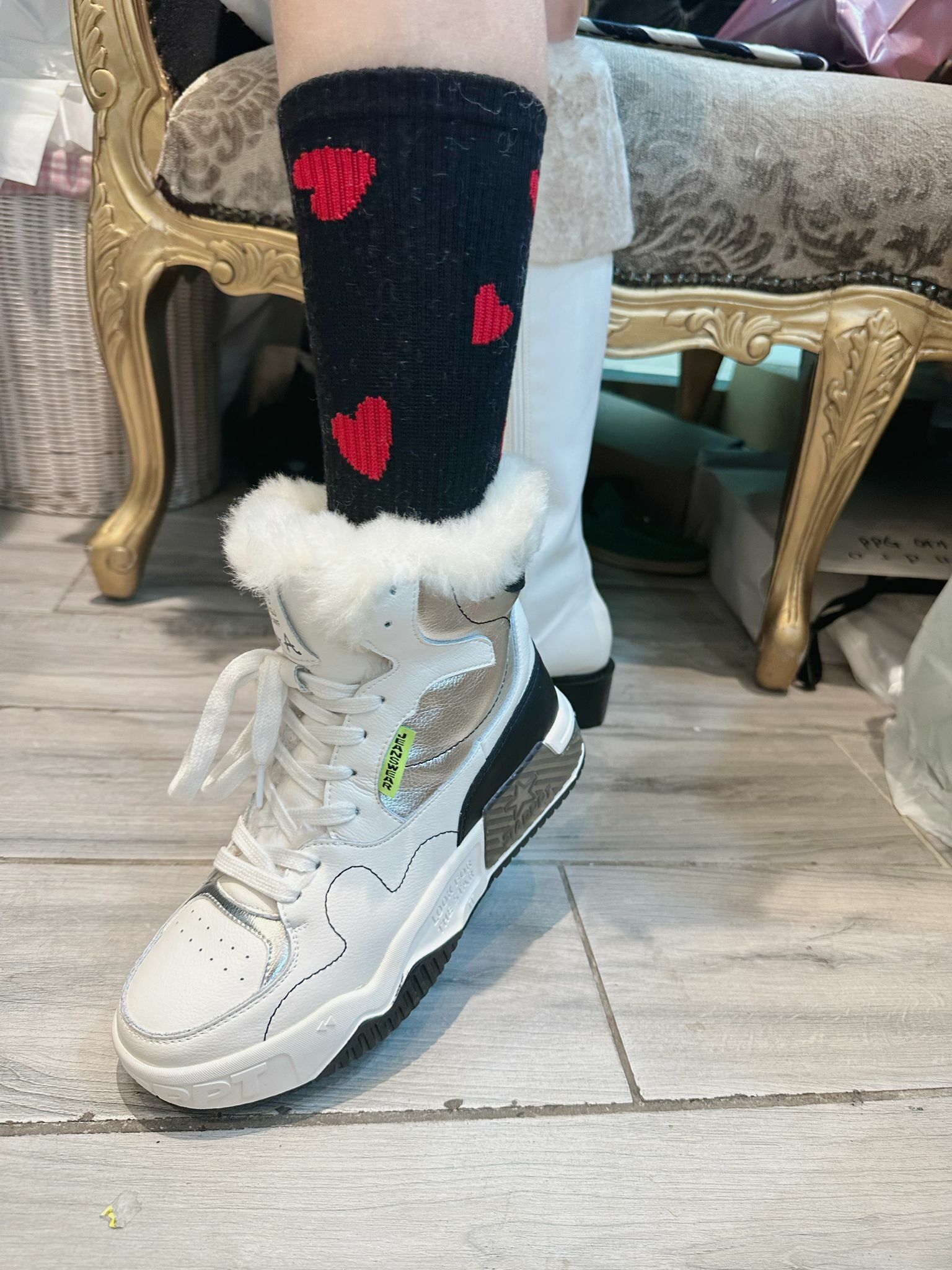 NAN014 (有輕微瑕疵)(W款)(碼數:240/245)