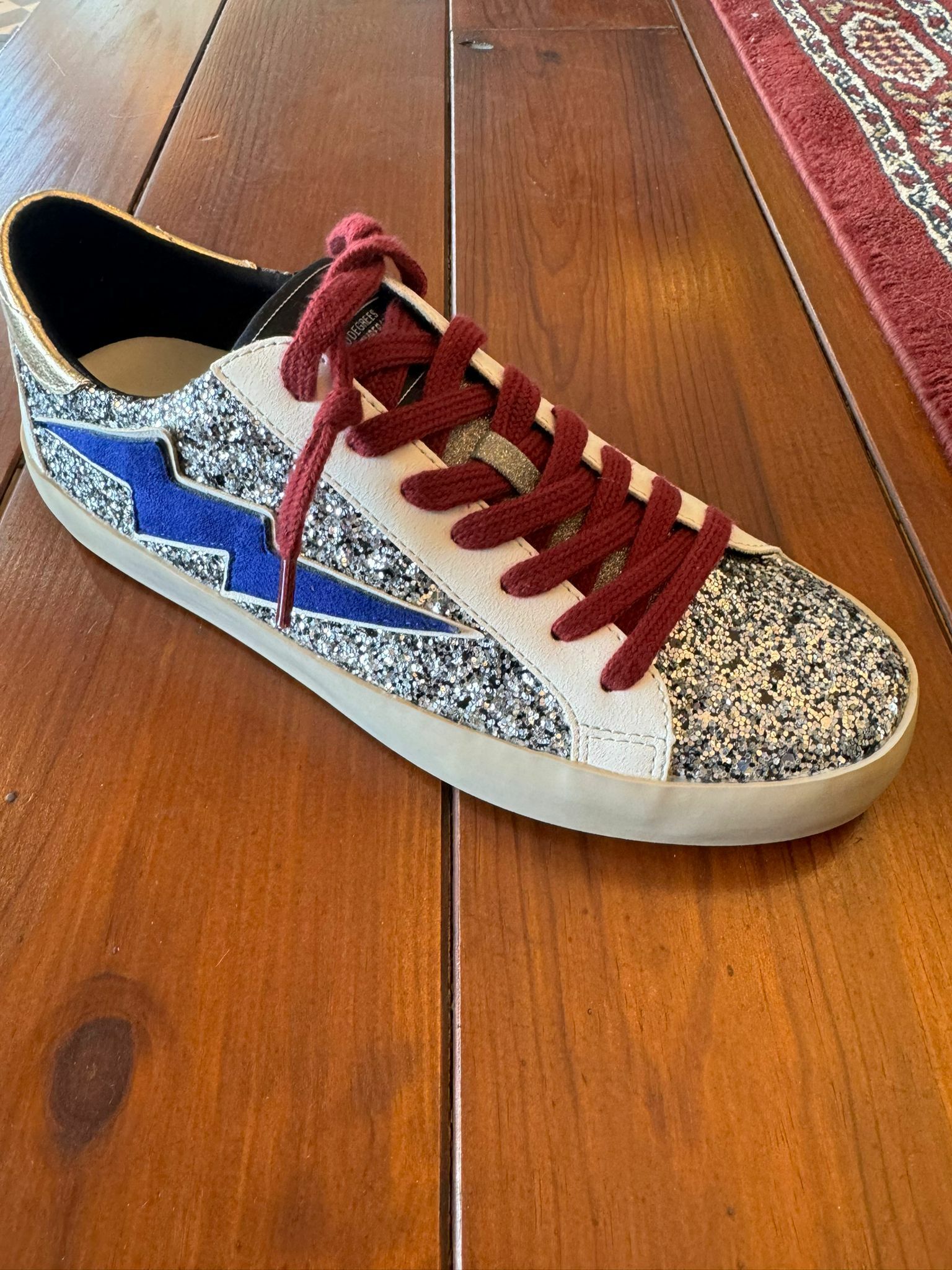 M4503 (有輕微瑕疵)(AR款)(碼數:38/39/40)