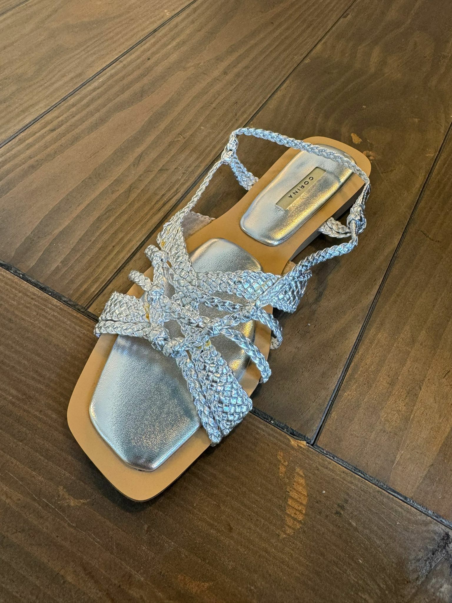 M4435 (有輕微瑕疵)(BB款)(碼數:37/38/40/41)