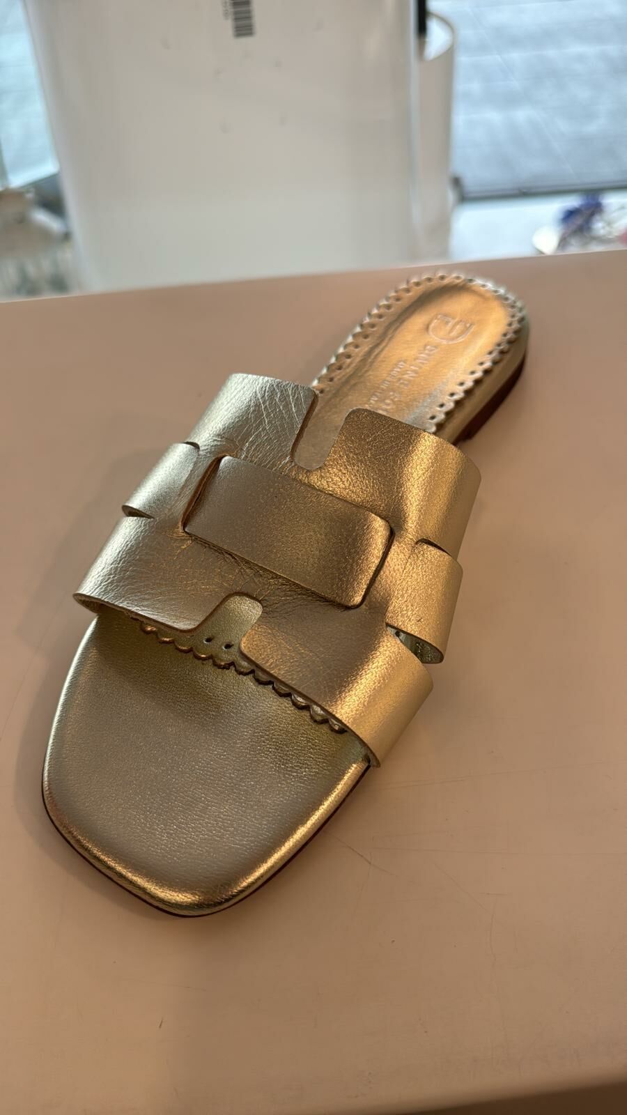 涼鞋 (有輕微瑕疵)(BF款)(碼數:35/36/38/39)