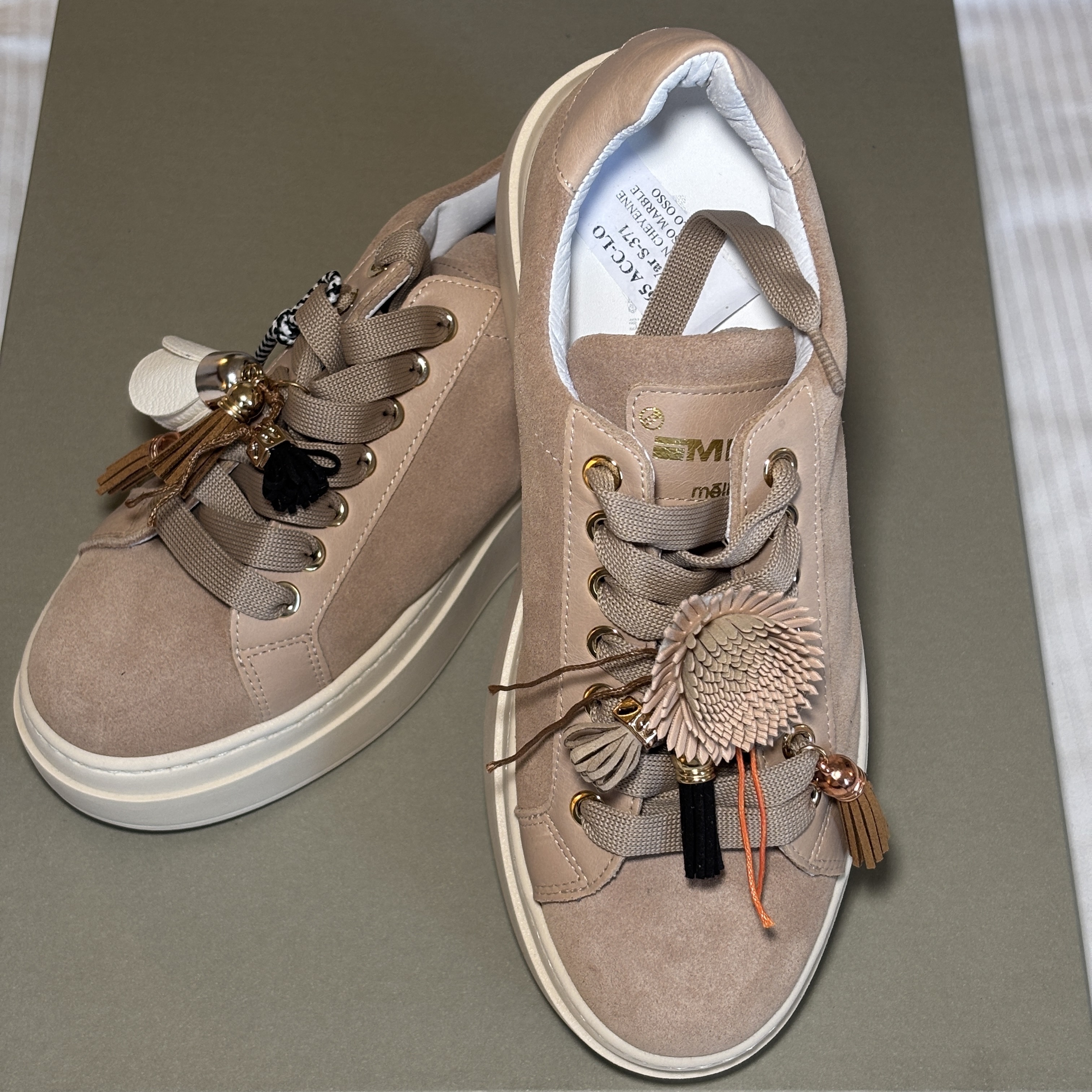 Var S-371 - LONDON CHEYENNE - GUTTUSO MARBLE - F.DO LO OSSO (有輕微瑕疵)(CK款)(碼數:37)