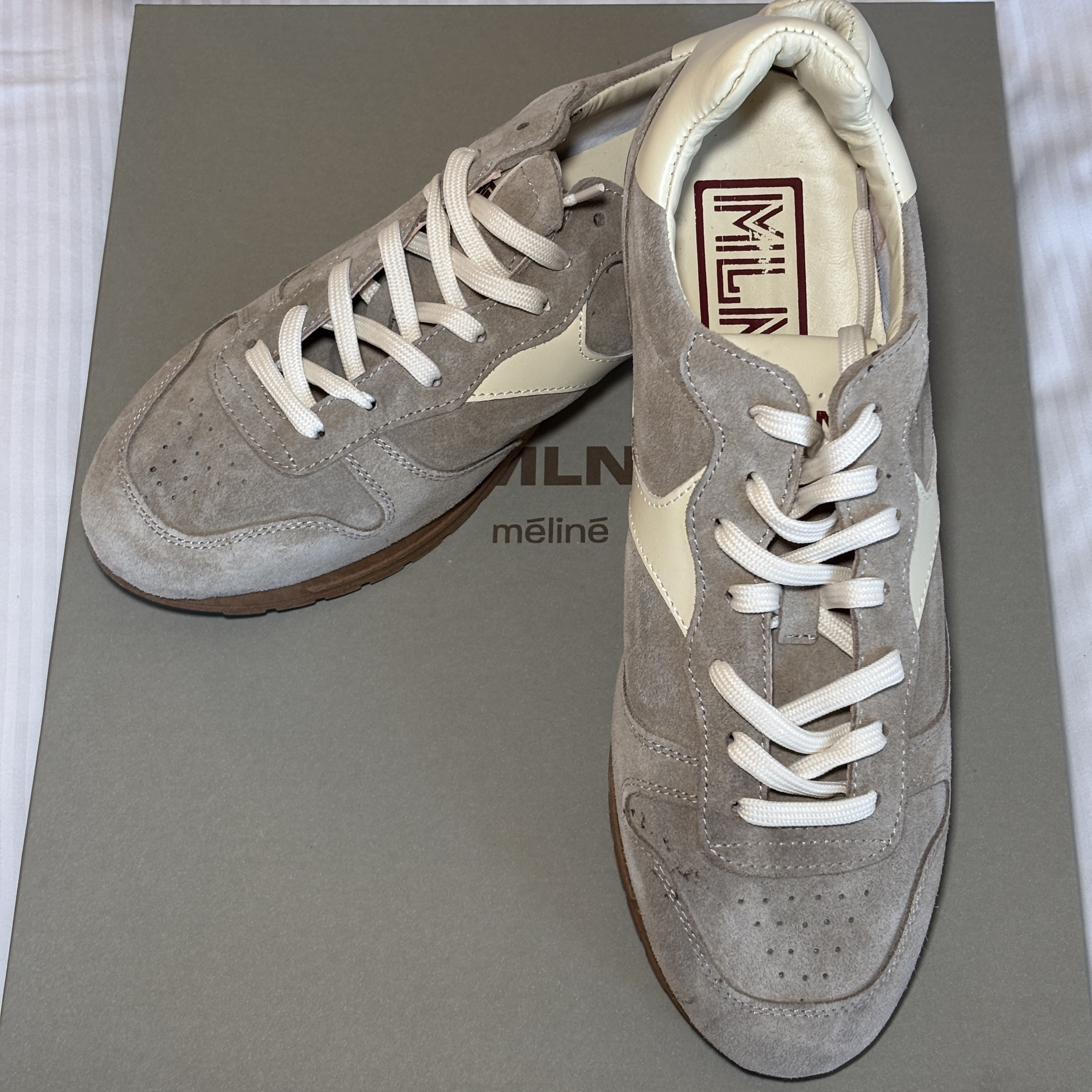 Var S-16 - VELOUR TAUPE - PERGAMENA - F.DO BB OSSO (有輕微瑕疵)(CQ款)(碼數:43)