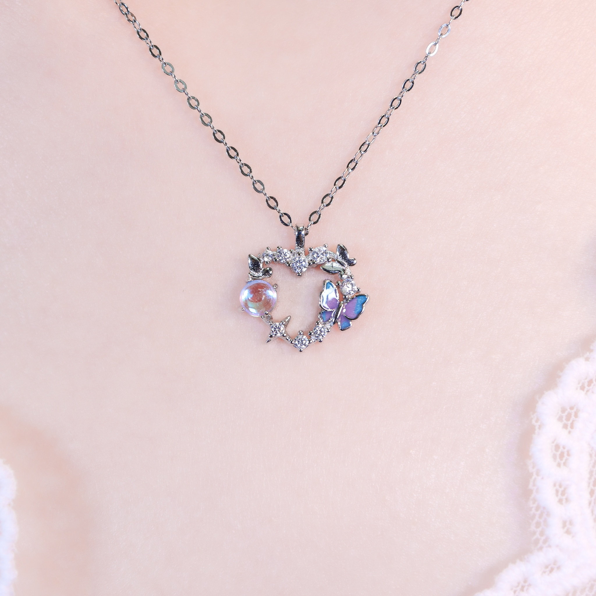 | 925純銀・白金・琉璃 | 漫藍蝶夢愛意項鍊 | NE1631 |