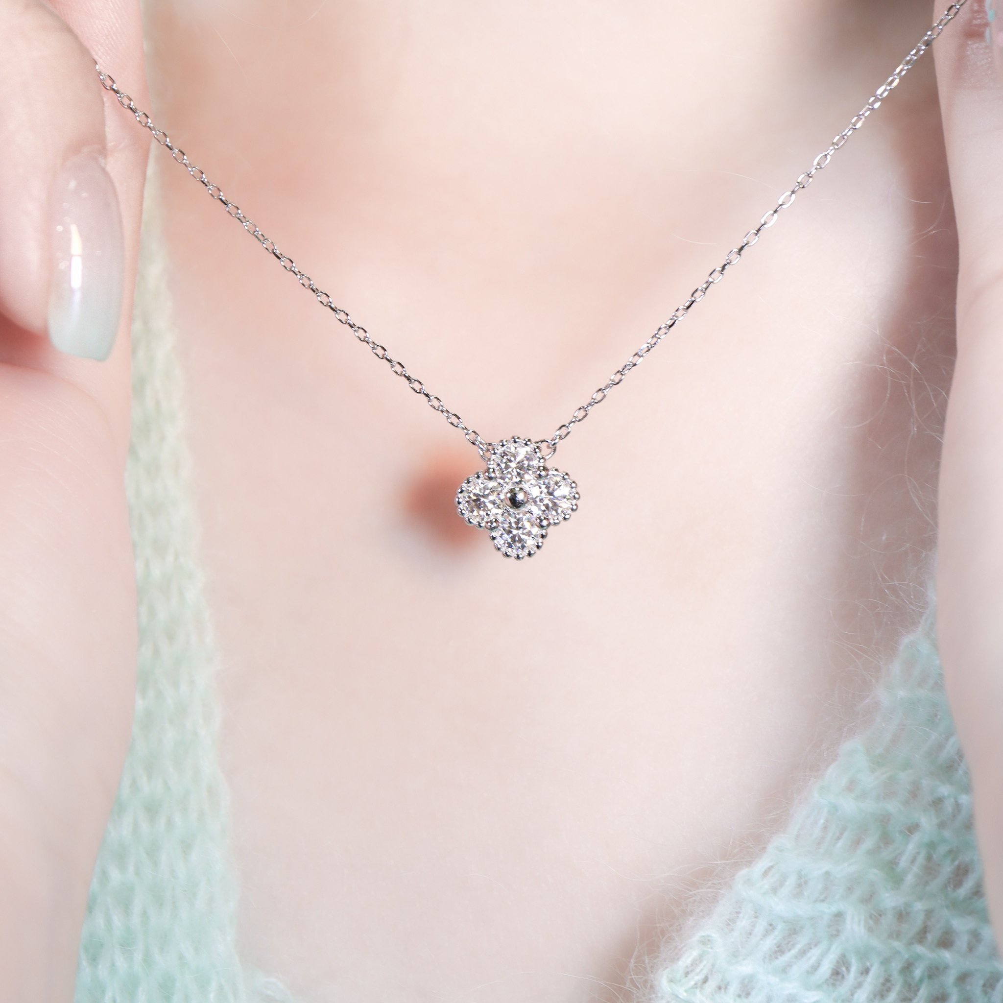 | 925純銀・厚鍍白金・ 厚鍍玫瑰金・莫桑石 | 鑽光小幸福項鍊 (銀/玫瑰金) | NE1622 |