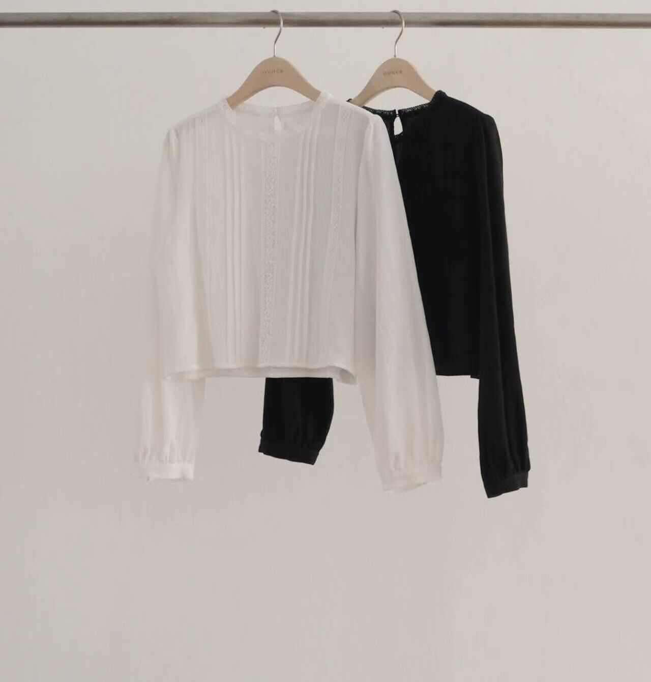 OU6025 壓褶刺繡上衣