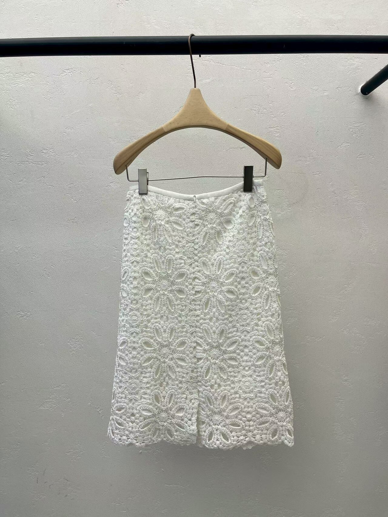 AB6036 白色花花蕾絲半身裙