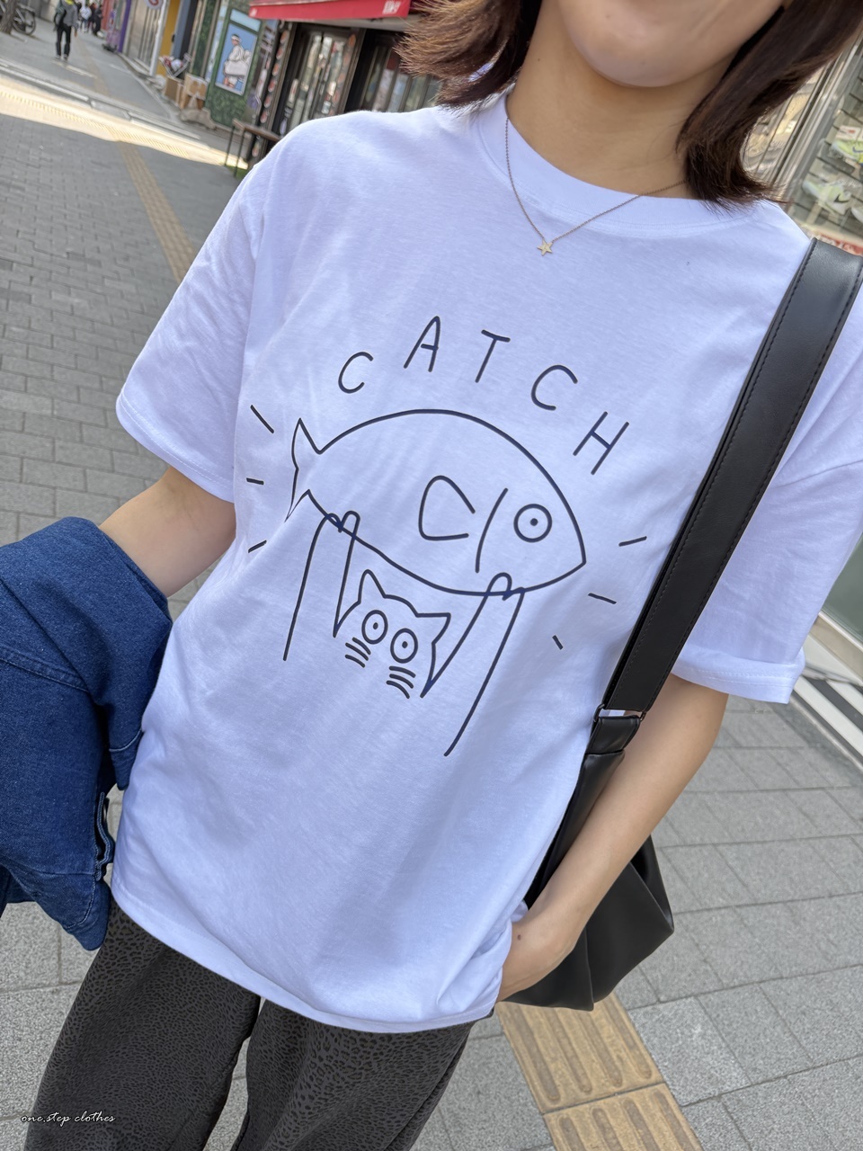 正韓俏皮小貓抓魚T  (白)