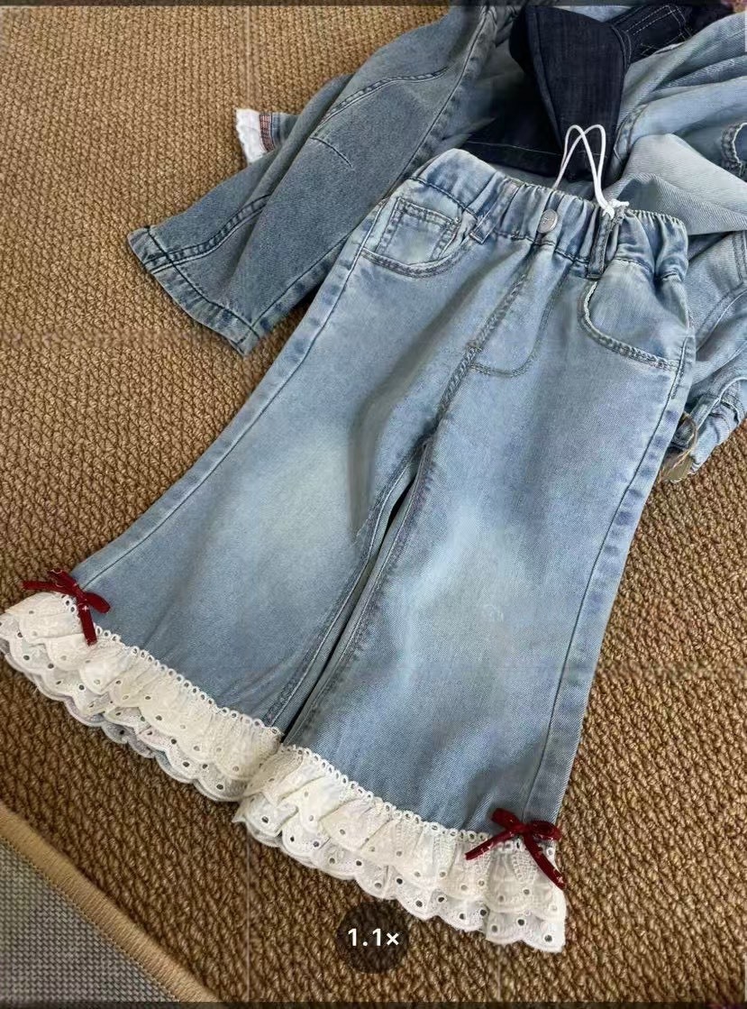 蝴蝶結刺繡蕾絲牛仔褲