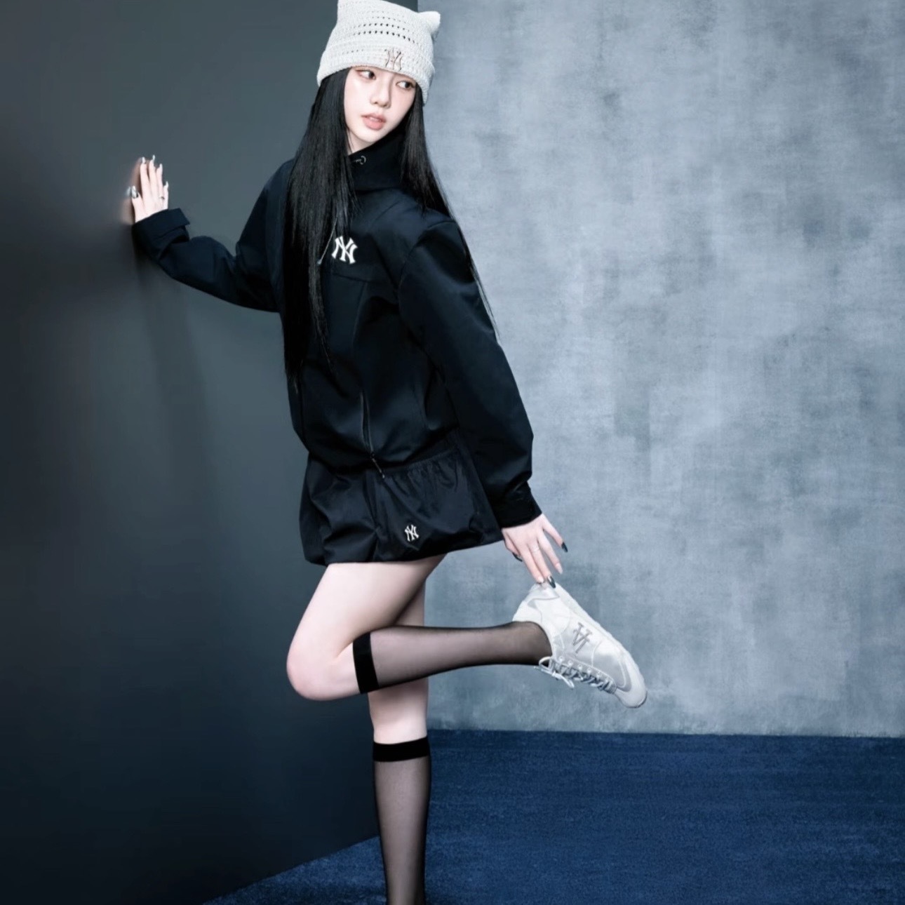 MLB KOREA SLEEK POWDER 光澤亮銀 緞帶鞋帶 女鞋 KARINA 章若楠同款