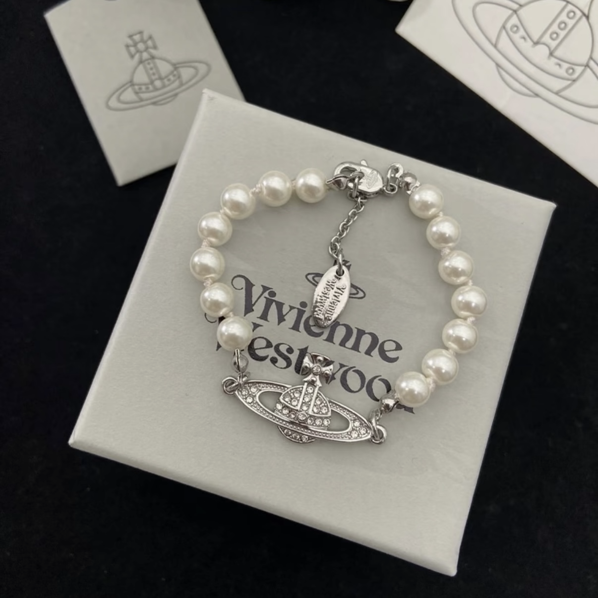 限量接單❤️‍🔥（預購）英國Vivienne Westwood 經典珍珠土星手鍊✨✨